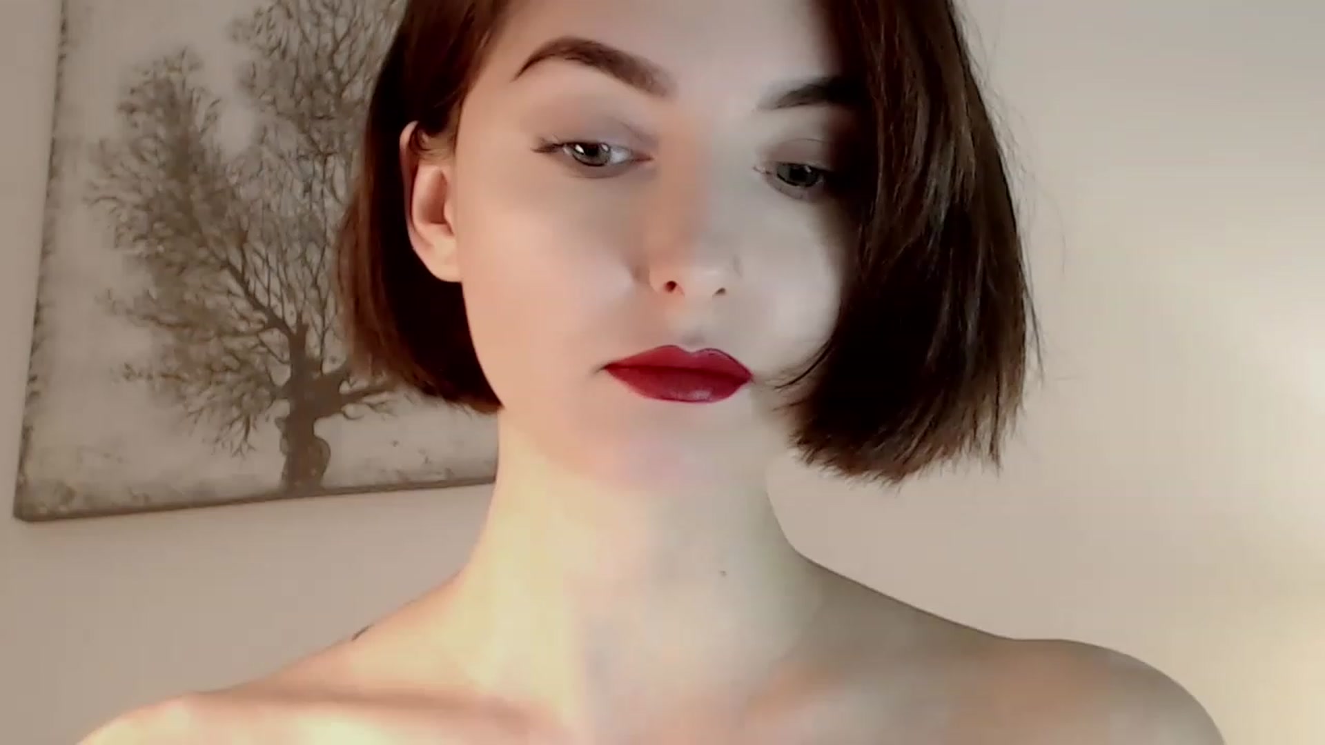 Gallery image thumbnail from Red_Lips_Girl's myfreecams stream on, 12/12/2022, 20:04 image 3 of 20