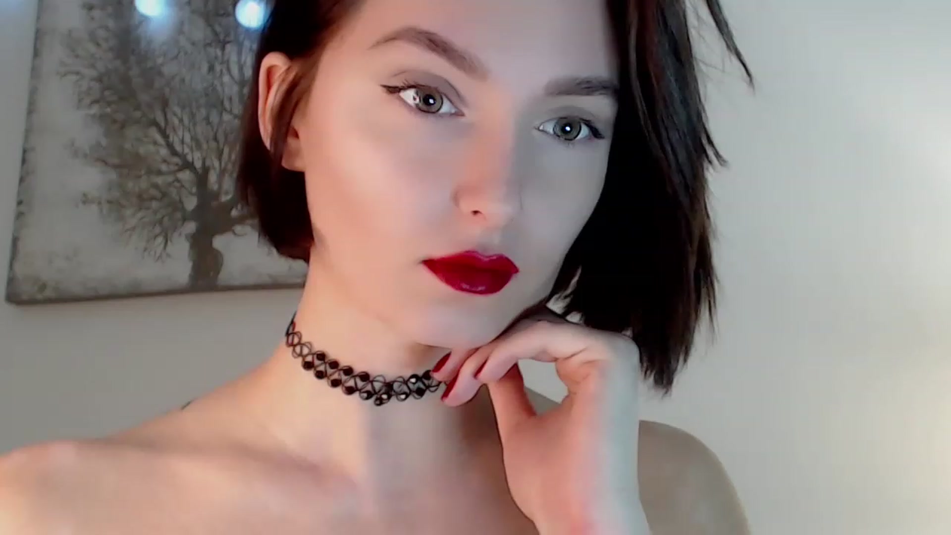 Gallery image thumbnail from Red_Lips_Girl's myfreecams stream on, 12/24/2022, 23:33 image 7 of 20
