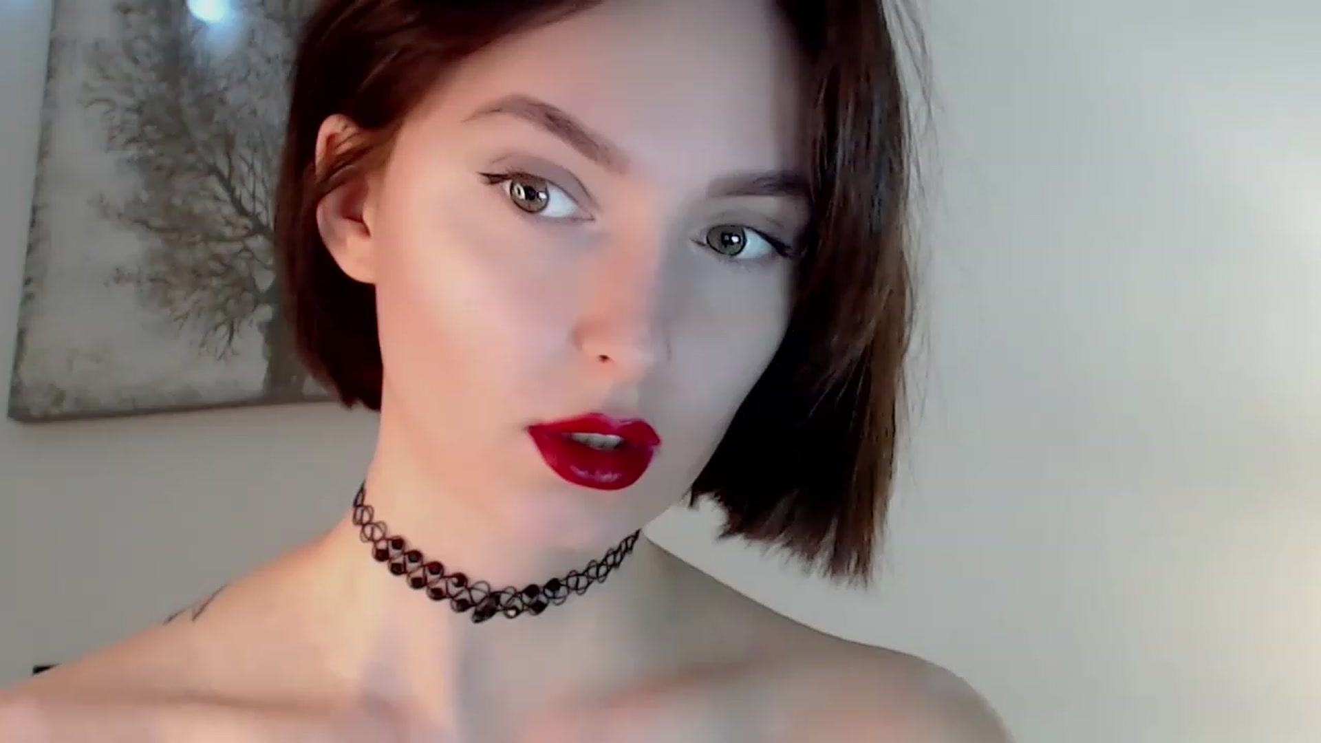 Gallery image thumbnail from Red_Lips_Girl's myfreecams stream on, 12/24/2022, 23:33 image 8 of 20