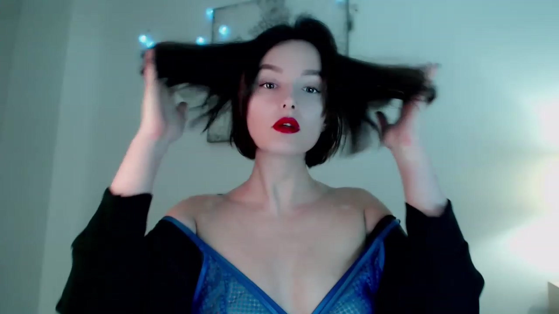 Gallery image thumbnail from Red_Lips_Girl's myfreecams stream on, 12/29/2022, 24:11 image 9 of 20