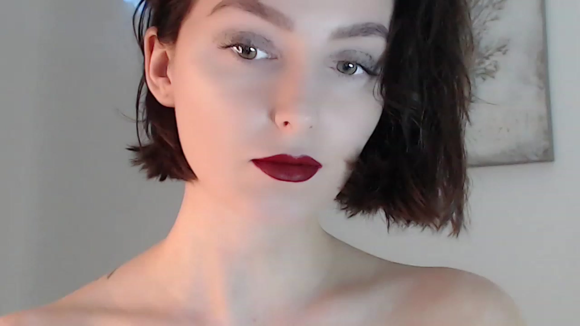 Gallery image thumbnail from Red_Lips_Girl's myfreecams stream on, 12/31/2022, 20:44 image 2 of 20
