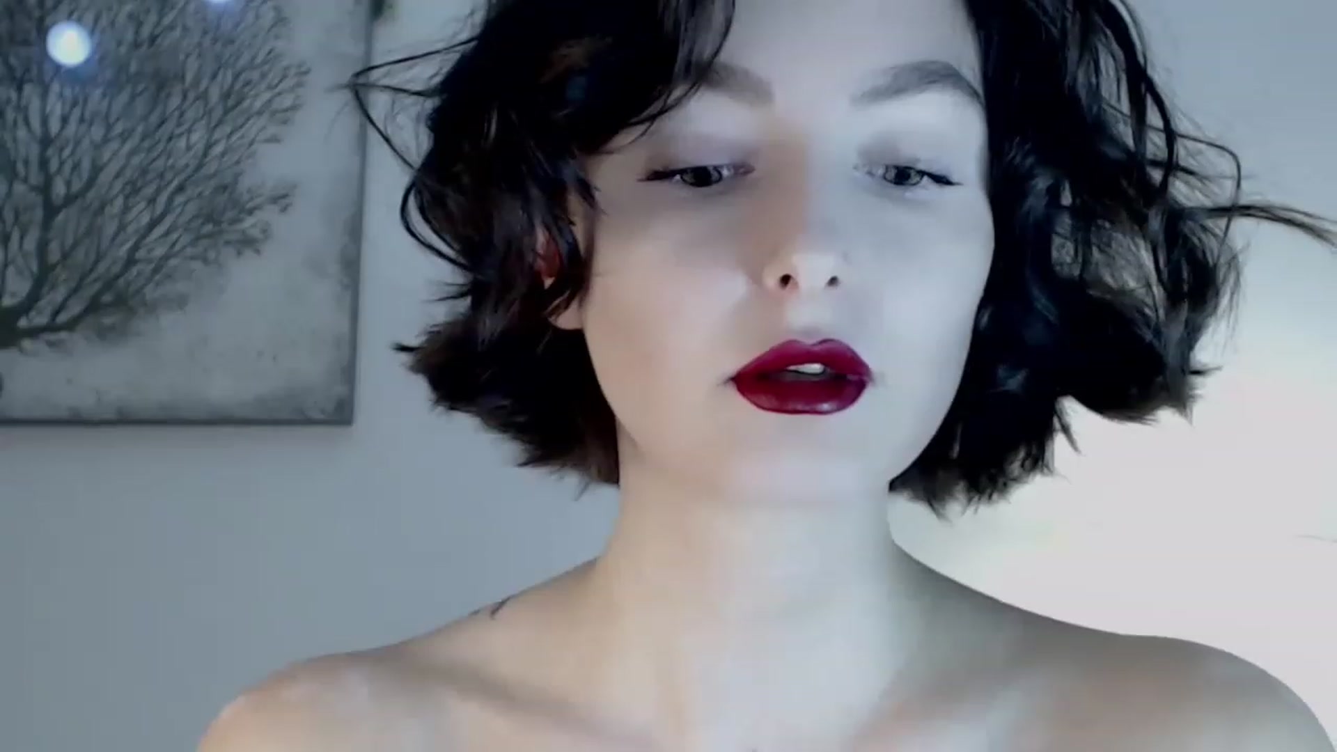 Gallery image thumbnail from Red_Lips_Girl's myfreecams stream on, 01/03/2023, 18:58 image 4 of 20