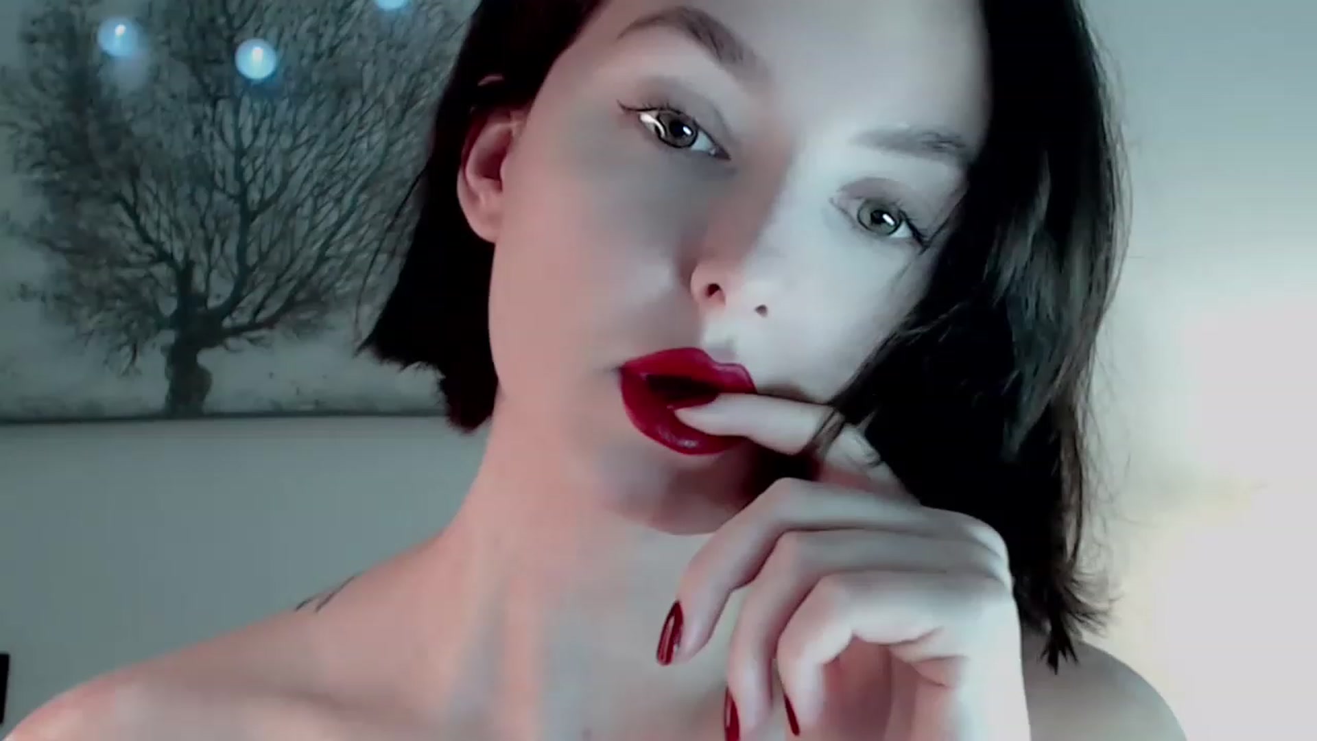 Gallery image thumbnail from Red_Lips_Girl's myfreecams stream on, 01/06/2023, 18:48 image 5 of 20