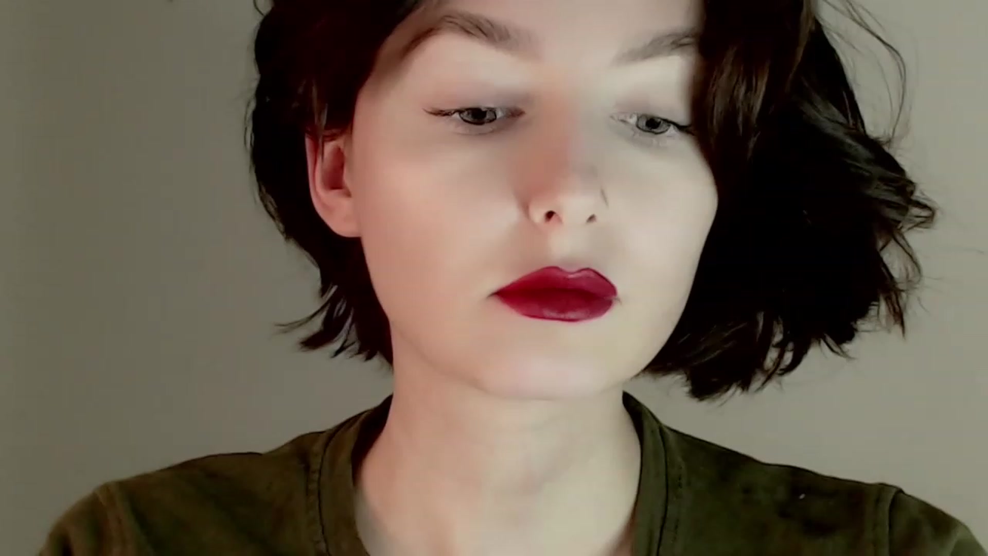 Gallery image thumbnail from Red_Lips_Girl's myfreecams stream on, 01/06/2023, 21:24 image 2 of 20