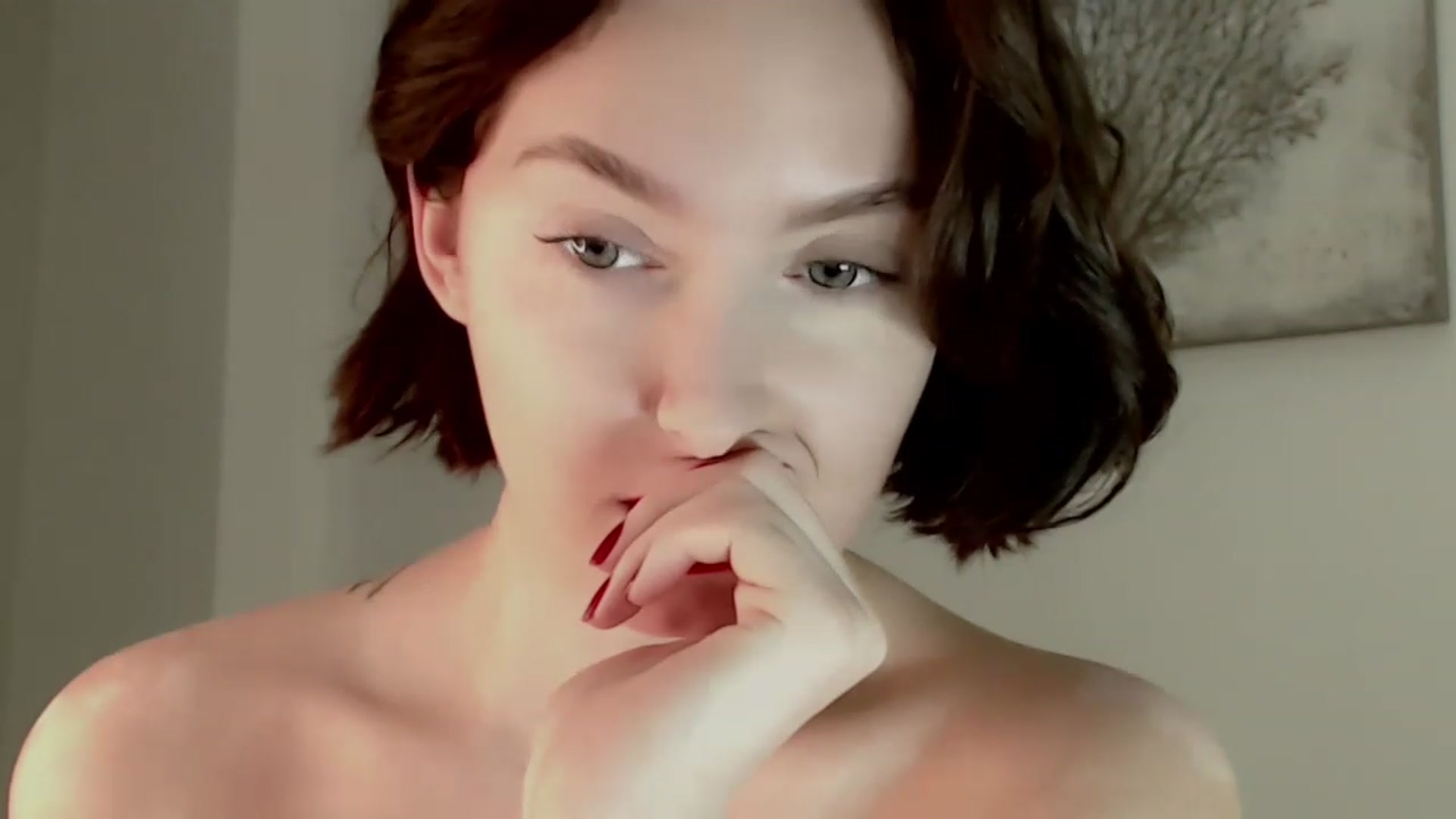 Gallery image thumbnail from Red_Lips_Girl's myfreecams stream on, 01/06/2023, 21:24 image 11 of 20