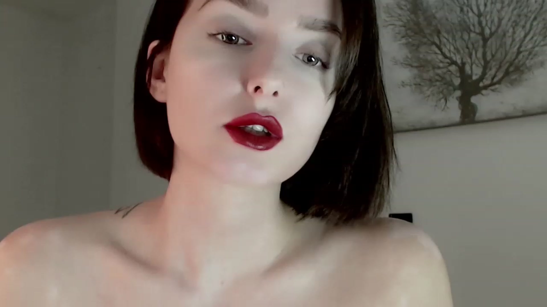 Gallery image thumbnail from Red_Lips_Girl's myfreecams stream on, 01/07/2023, 22:36 image 9 of 20