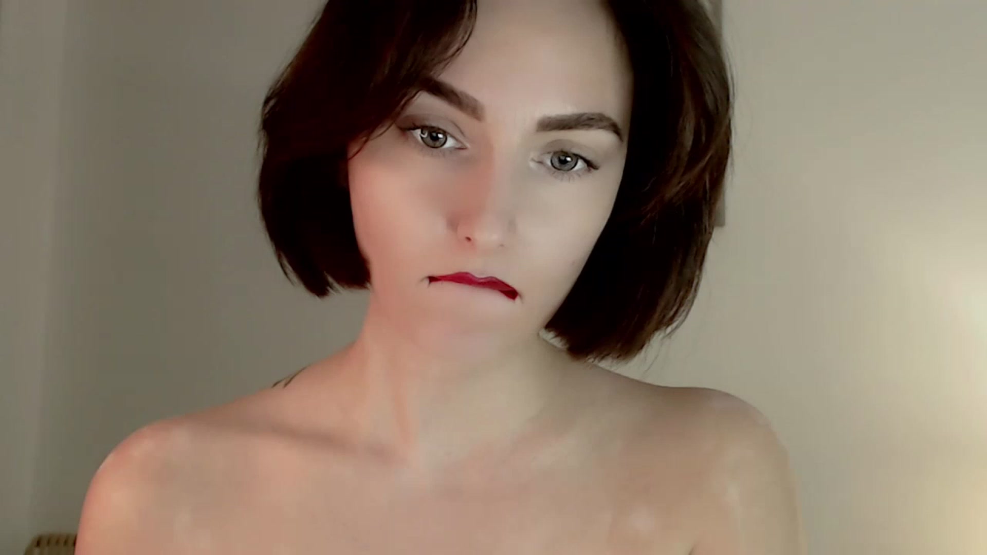 Gallery image thumbnail from Red_Lips_Girl's myfreecams stream on, 01/12/2023, 16:19 image 17 of 20
