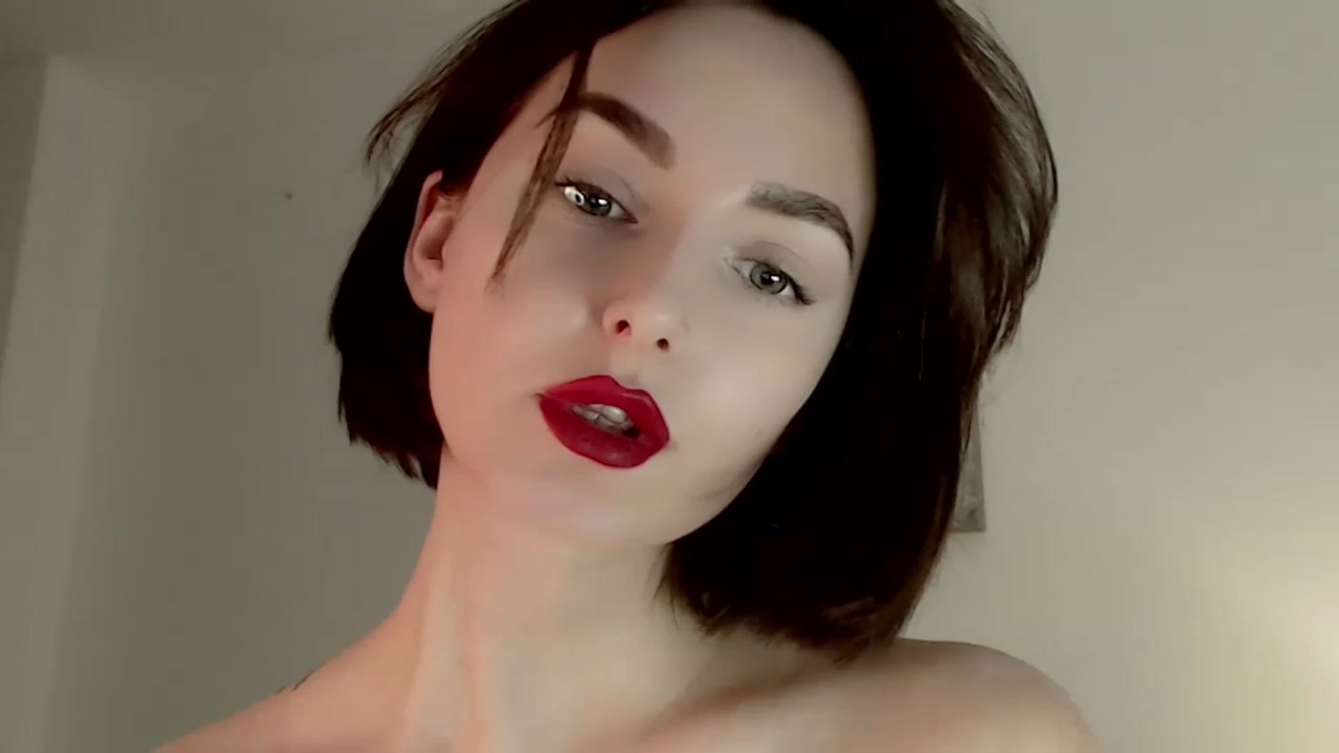 Gallery image thumbnail from Red_Lips_Girl's myfreecams stream on, 01/12/2023, 16:19 image 18 of 20