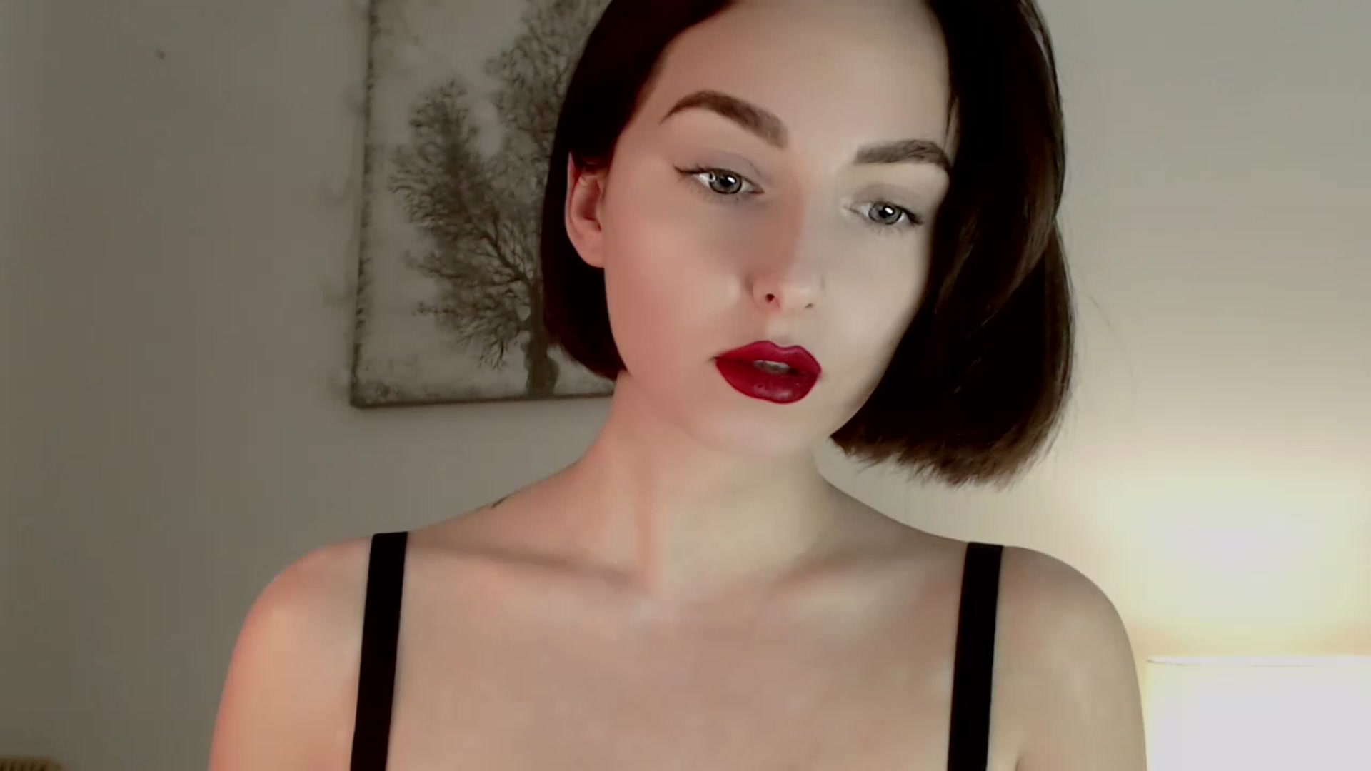 Gallery image thumbnail from Red_Lips_Girl's myfreecams stream on, 01/12/2023, 16:19 image 2 of 20