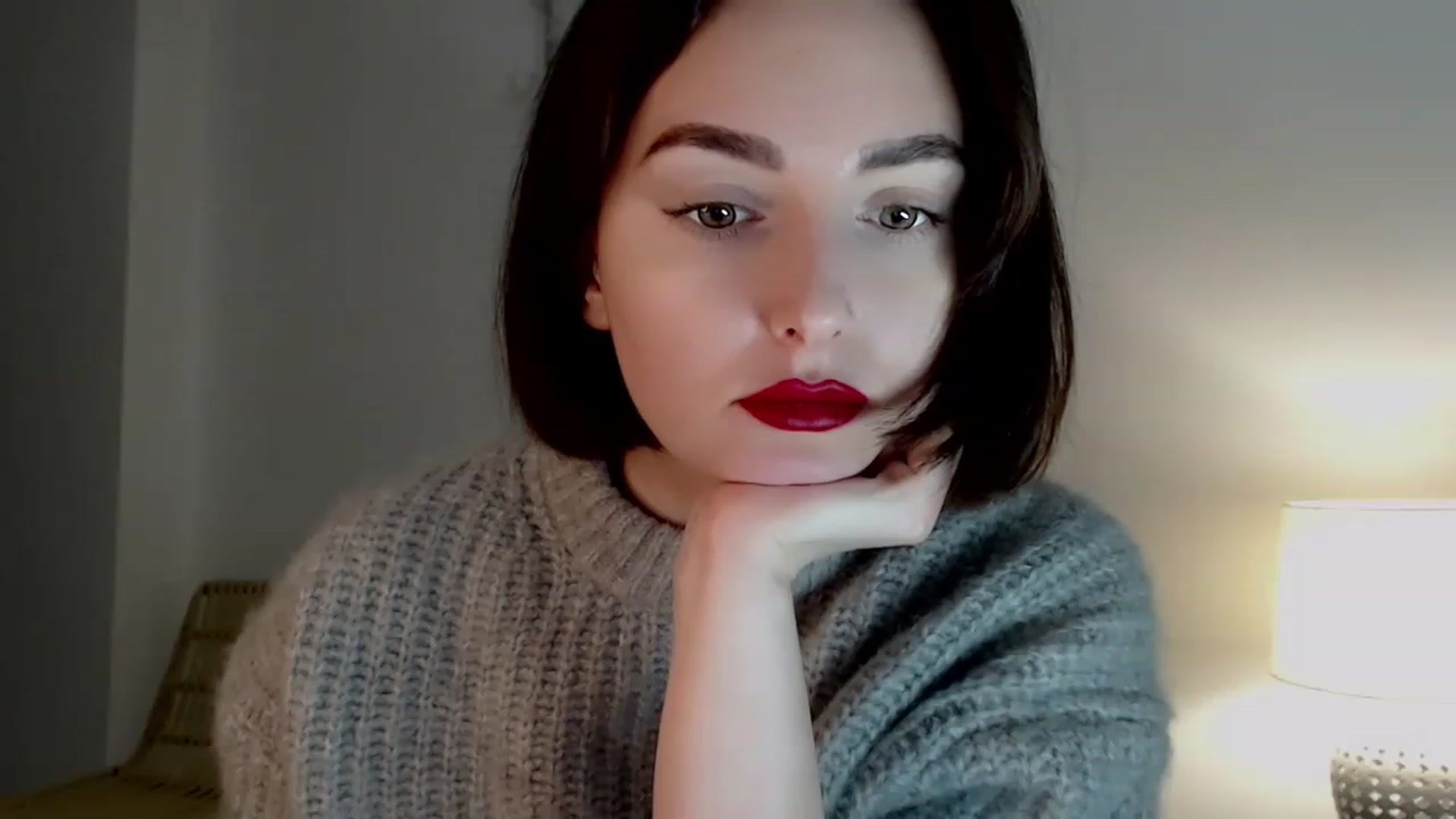 Gallery image thumbnail from Red_Lips_Girl's myfreecams stream on, 01/12/2023, 18:35 image 1 of 20