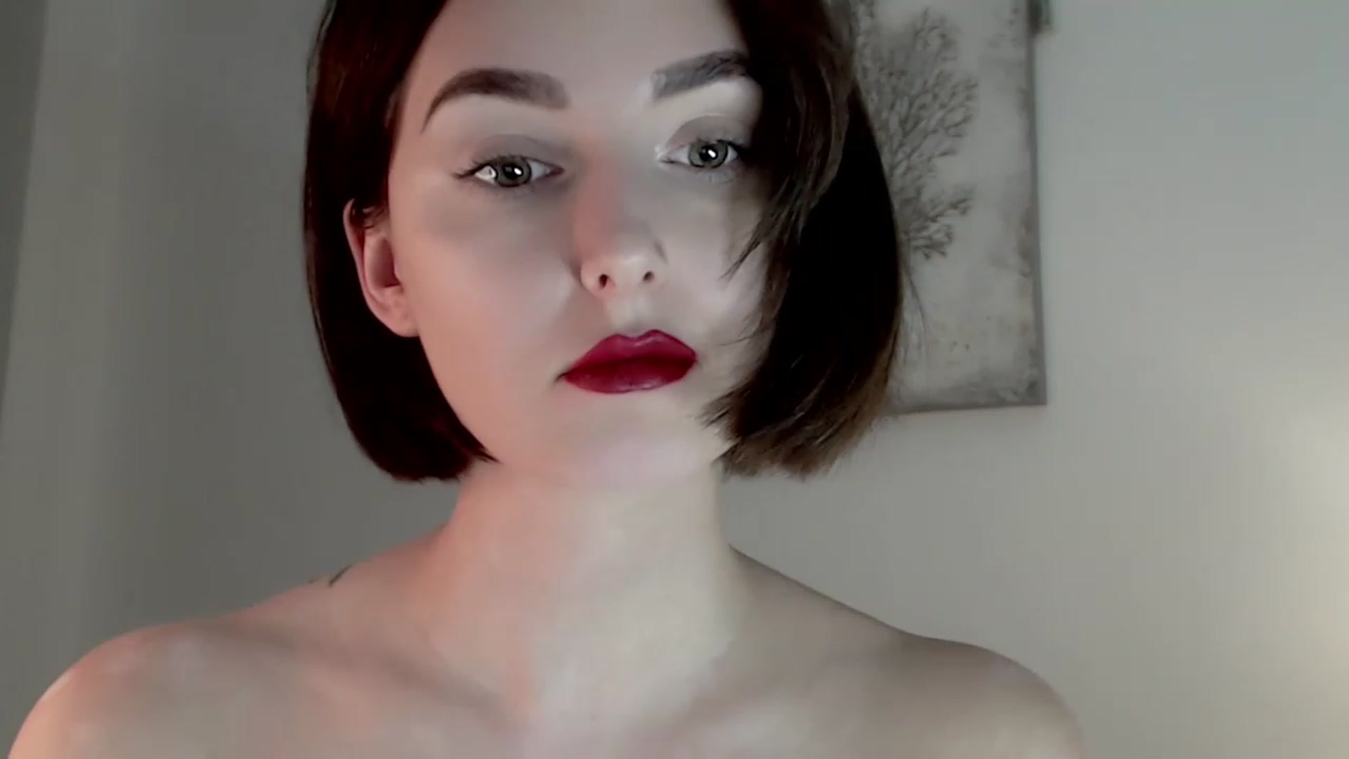 Gallery image thumbnail from Red_Lips_Girl's myfreecams stream on, 01/12/2023, 18:35 image 12 of 20