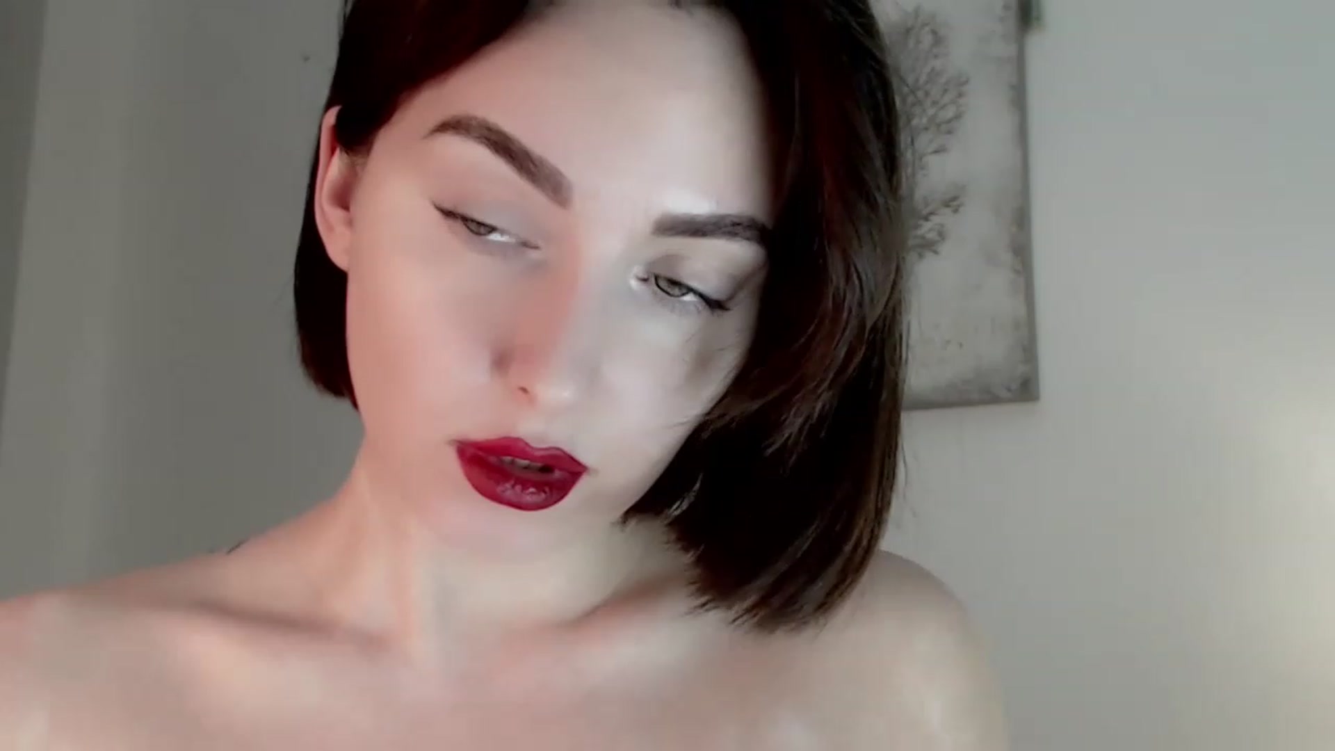 Gallery image thumbnail from Red_Lips_Girl's myfreecams stream on, 01/12/2023, 18:35 image 18 of 20