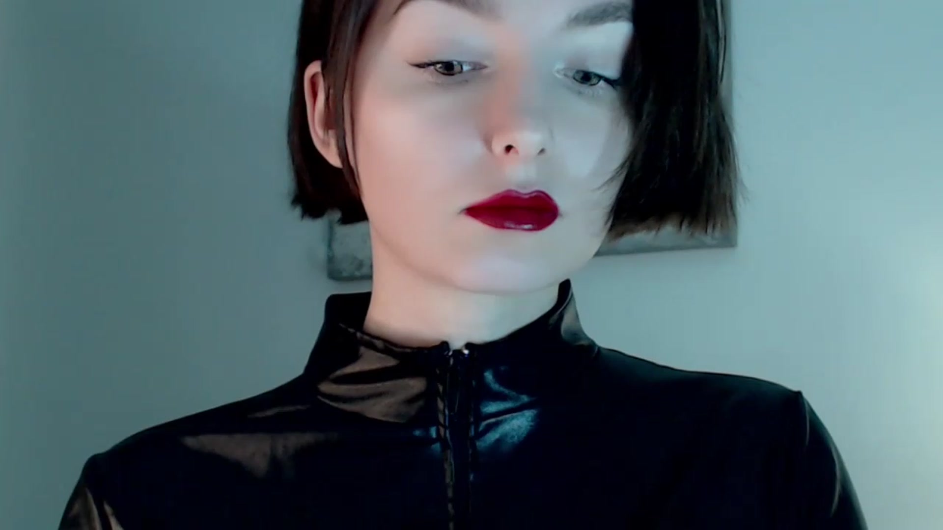 Gallery image thumbnail from Red_Lips_Girl's myfreecams stream on, 01/17/2023, 18:57 image 14 of 20