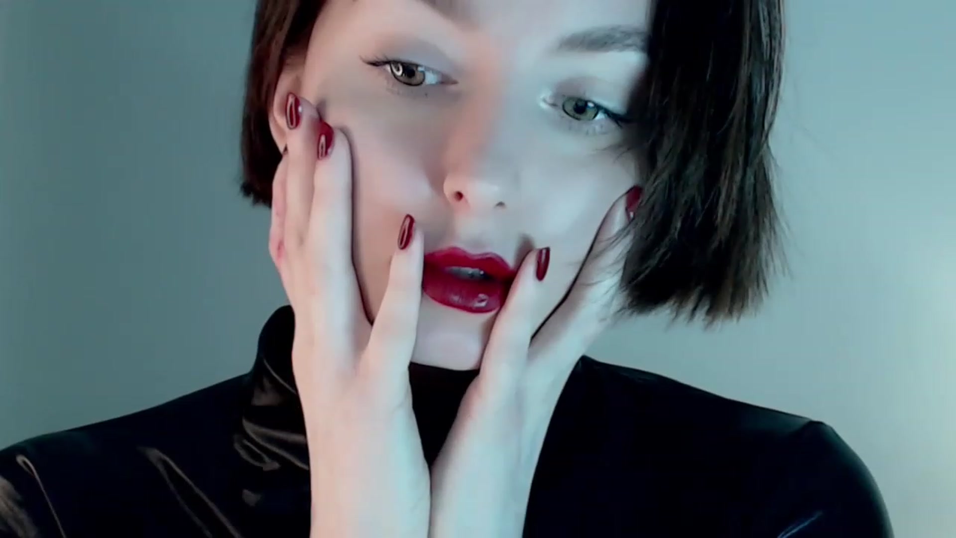 Gallery image thumbnail from Red_Lips_Girl's myfreecams stream on, 01/17/2023, 18:57 image 20 of 20