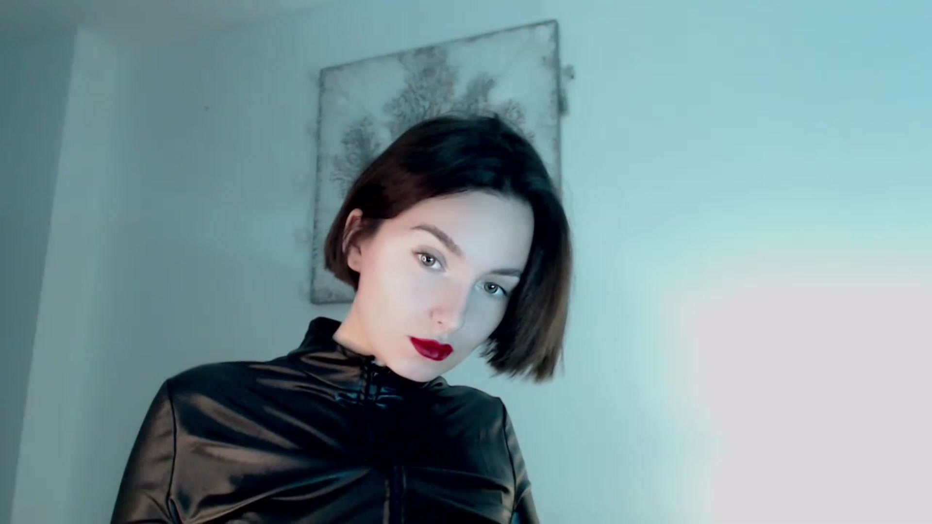 Gallery image thumbnail from Red_Lips_Girl's myfreecams stream on, 01/17/2023, 18:57 image 4 of 20