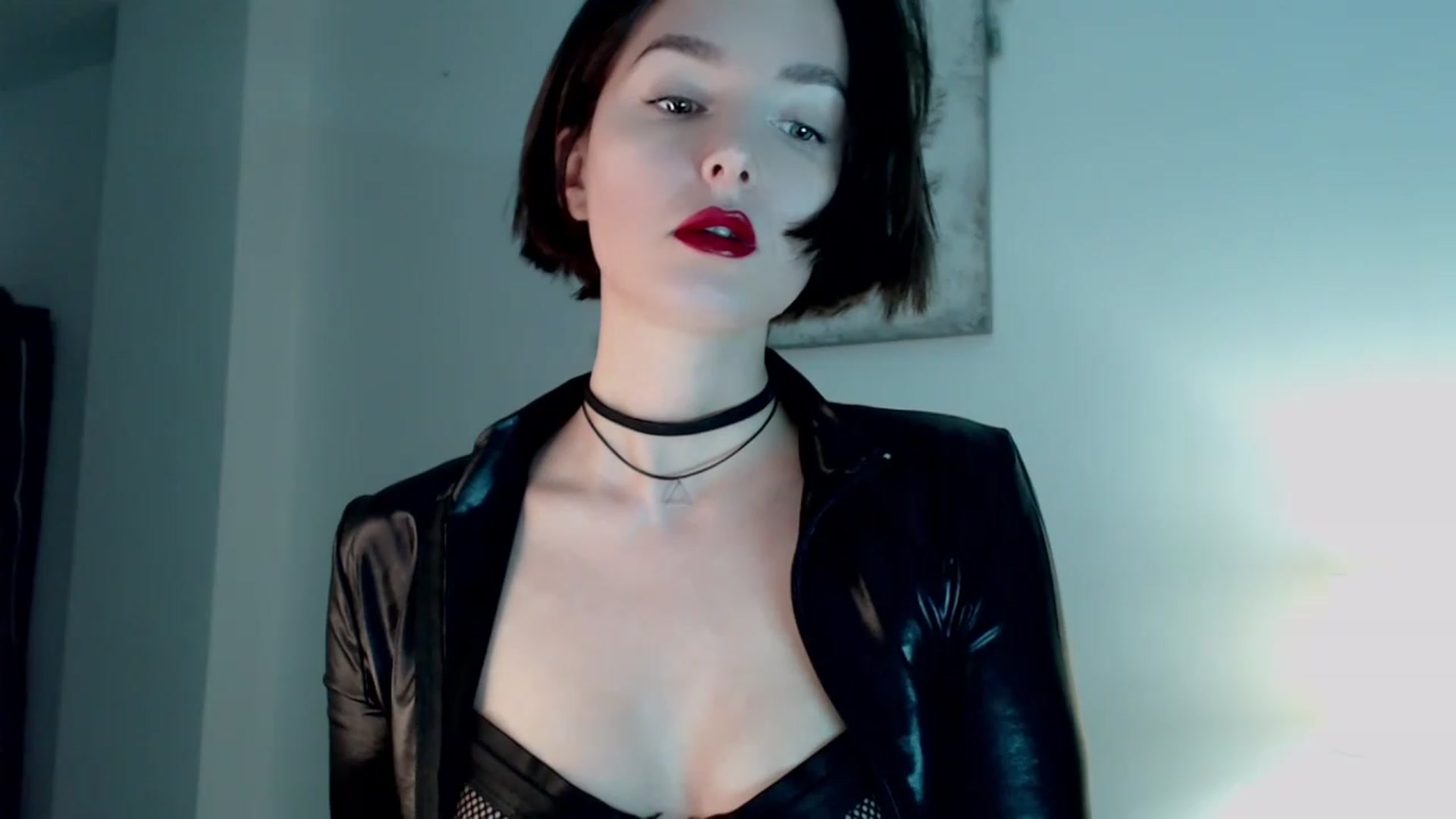 Gallery image thumbnail from Red_Lips_Girl's myfreecams stream on, 01/17/2023, 18:57 image 8 of 20