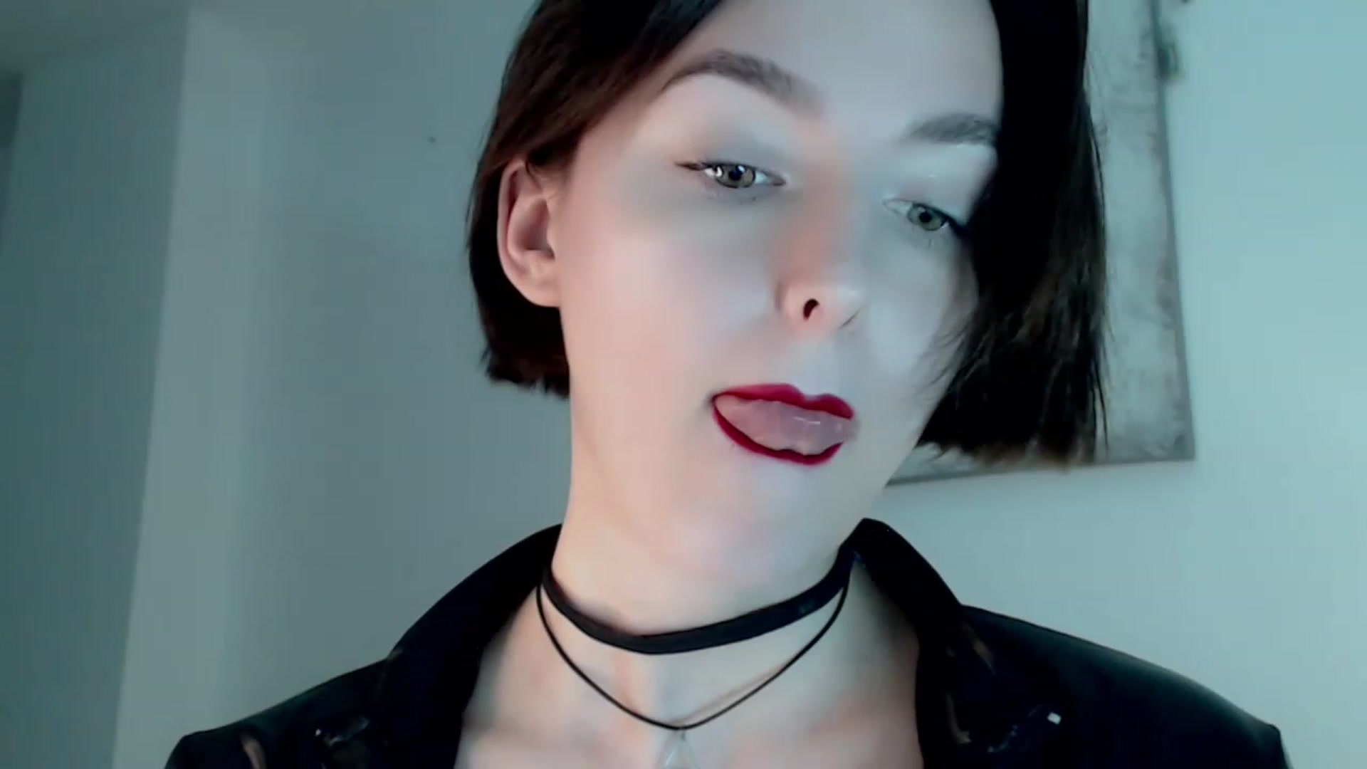Gallery image thumbnail from Red_Lips_Girl's myfreecams stream on, 01/17/2023, 19:44 image 8 of 20