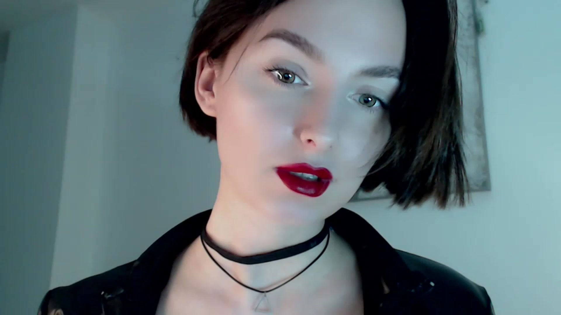 Gallery image thumbnail from Red_Lips_Girl's myfreecams stream on, 01/17/2023, 19:44 image 5 of 20
