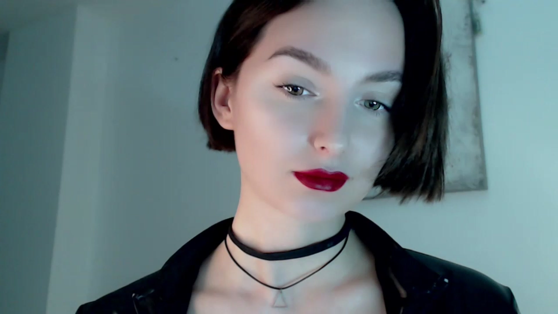 Gallery image thumbnail from Red_Lips_Girl's myfreecams stream on, 01/17/2023, 19:44 image 10 of 20