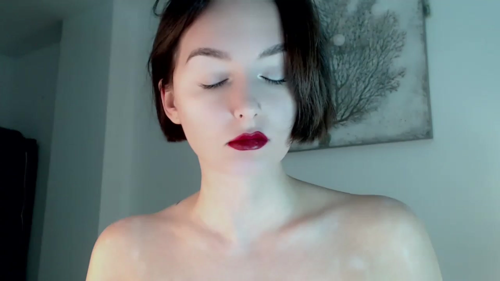 Gallery image thumbnail from Red_Lips_Girl's myfreecams stream on, 01/17/2023, 23:22 image 19 of 20