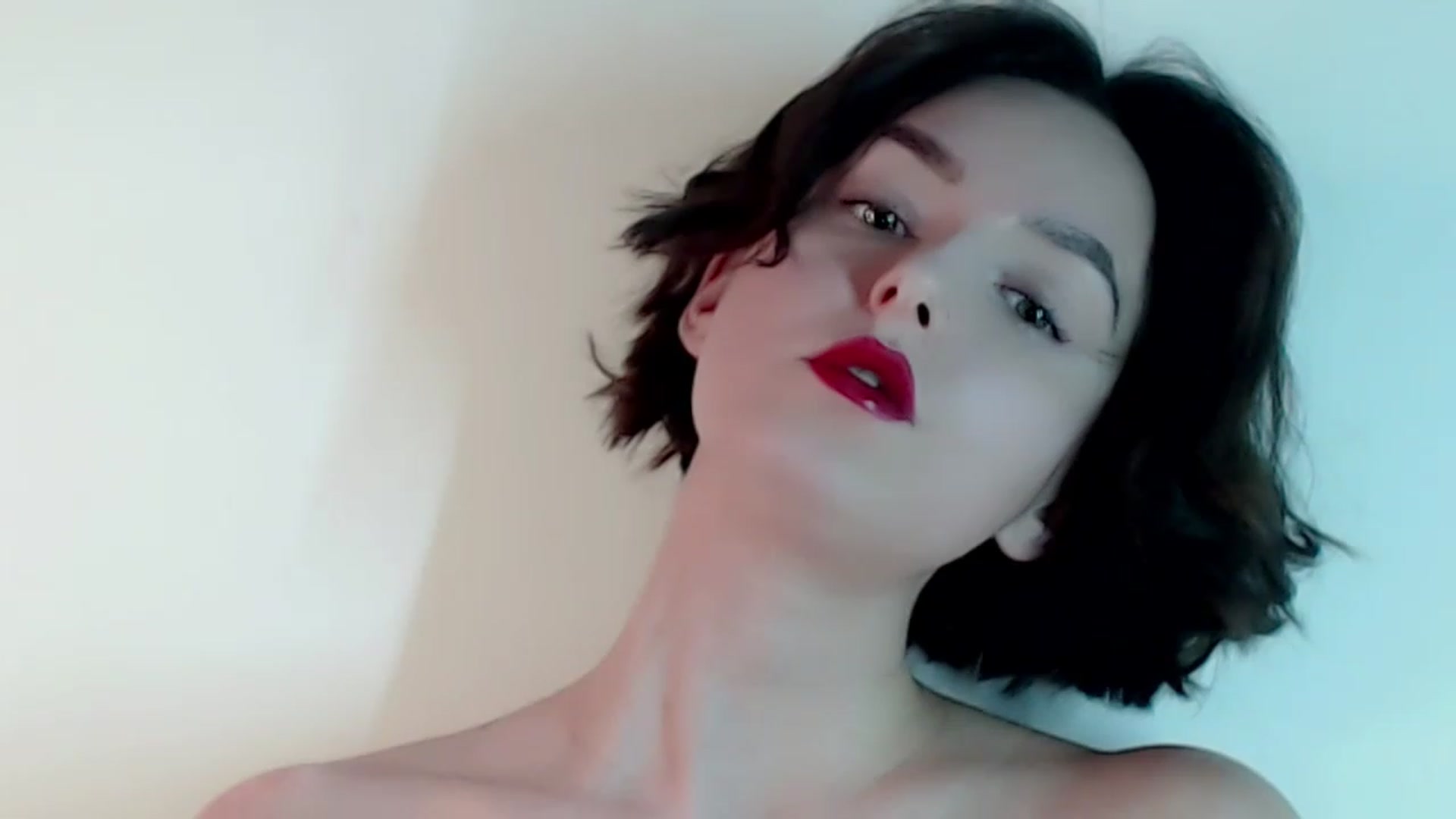 Gallery image thumbnail from Red_Lips_Girl's myfreecams stream on, 01/20/2023, 23:49 image 7 of 20