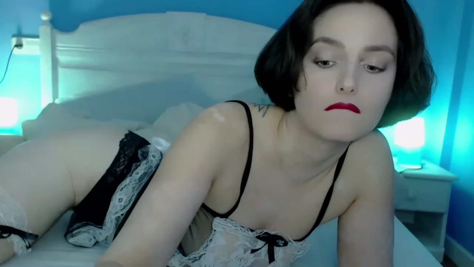 Gallery image thumbnail from Red_Lips_Girl's myfreecams stream on, 01/31/2023, 22:34 image 20 of 20