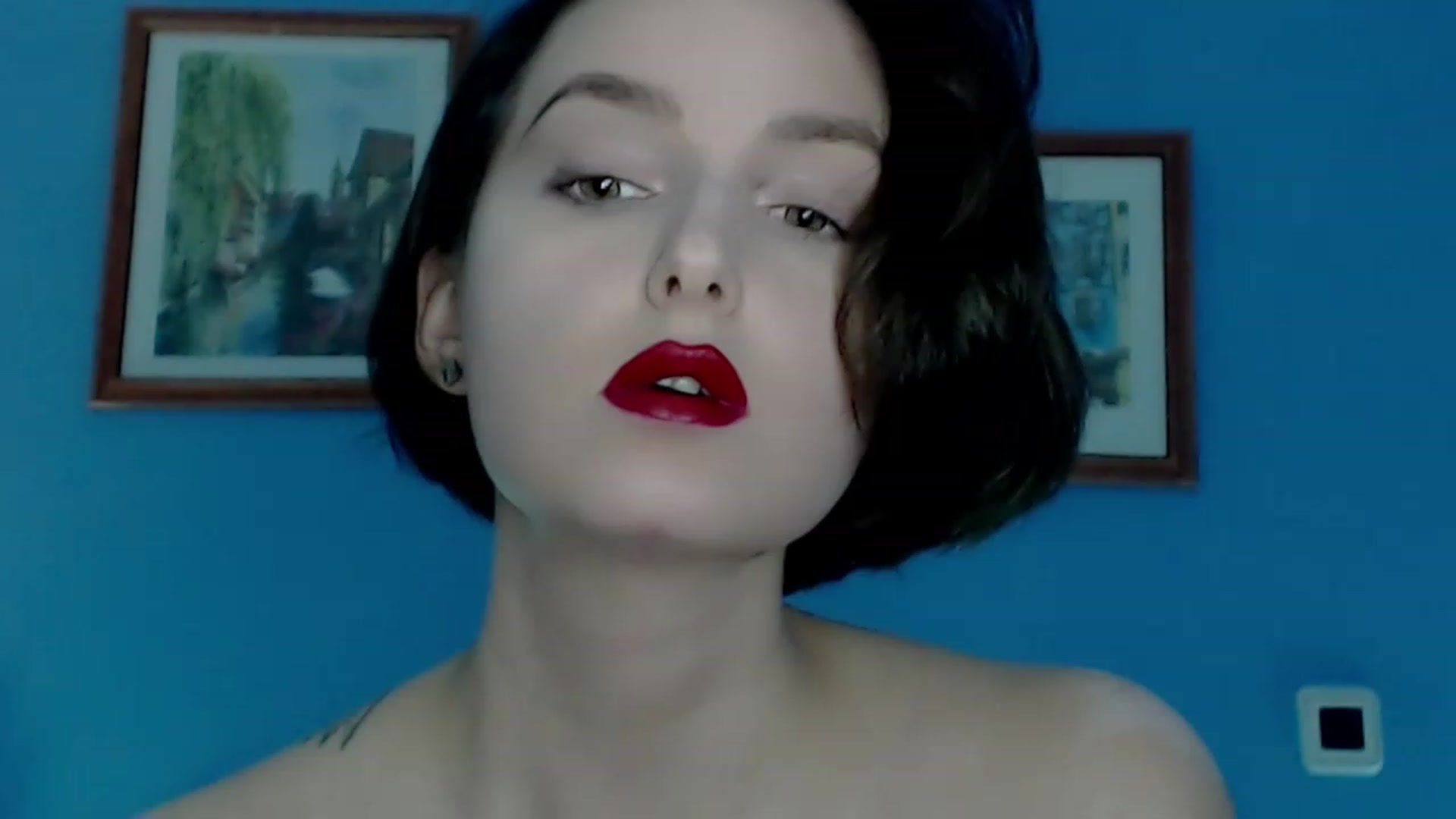Gallery image thumbnail from Red_Lips_Girl's myfreecams stream on, 01/31/2023, 23:42 image 13 of 20