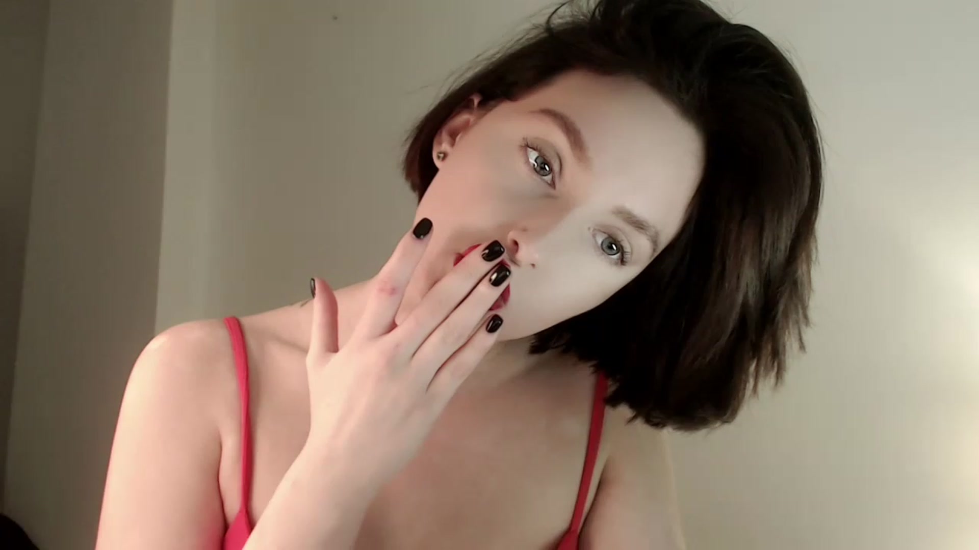 Gallery image thumbnail from Red_Lips_Girl's myfreecams stream on, 02/07/2023, 19:20 image 5 of 20