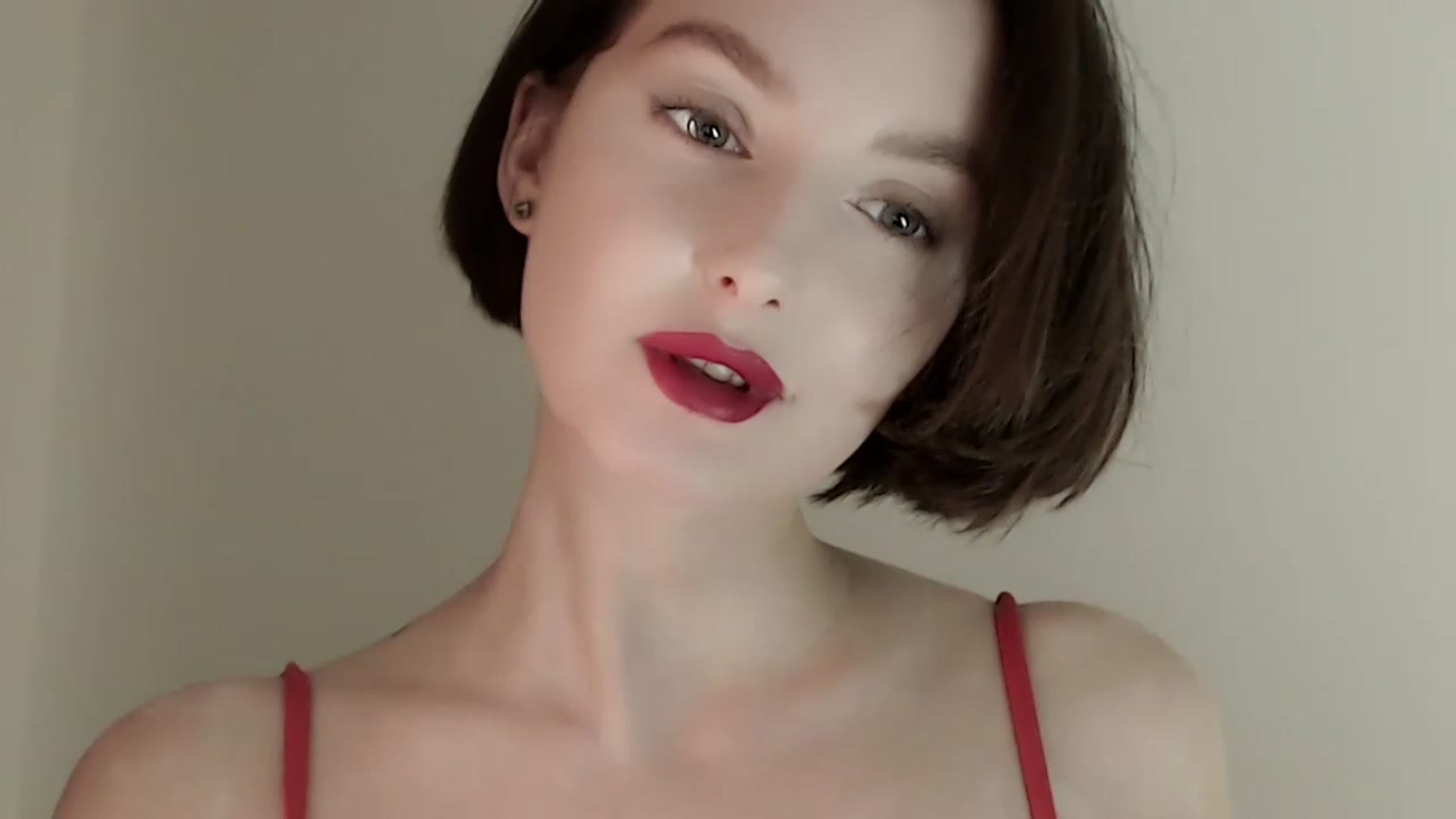 Gallery image thumbnail from Red_Lips_Girl's myfreecams stream on, 02/07/2023, 19:54 image 15 of 20
