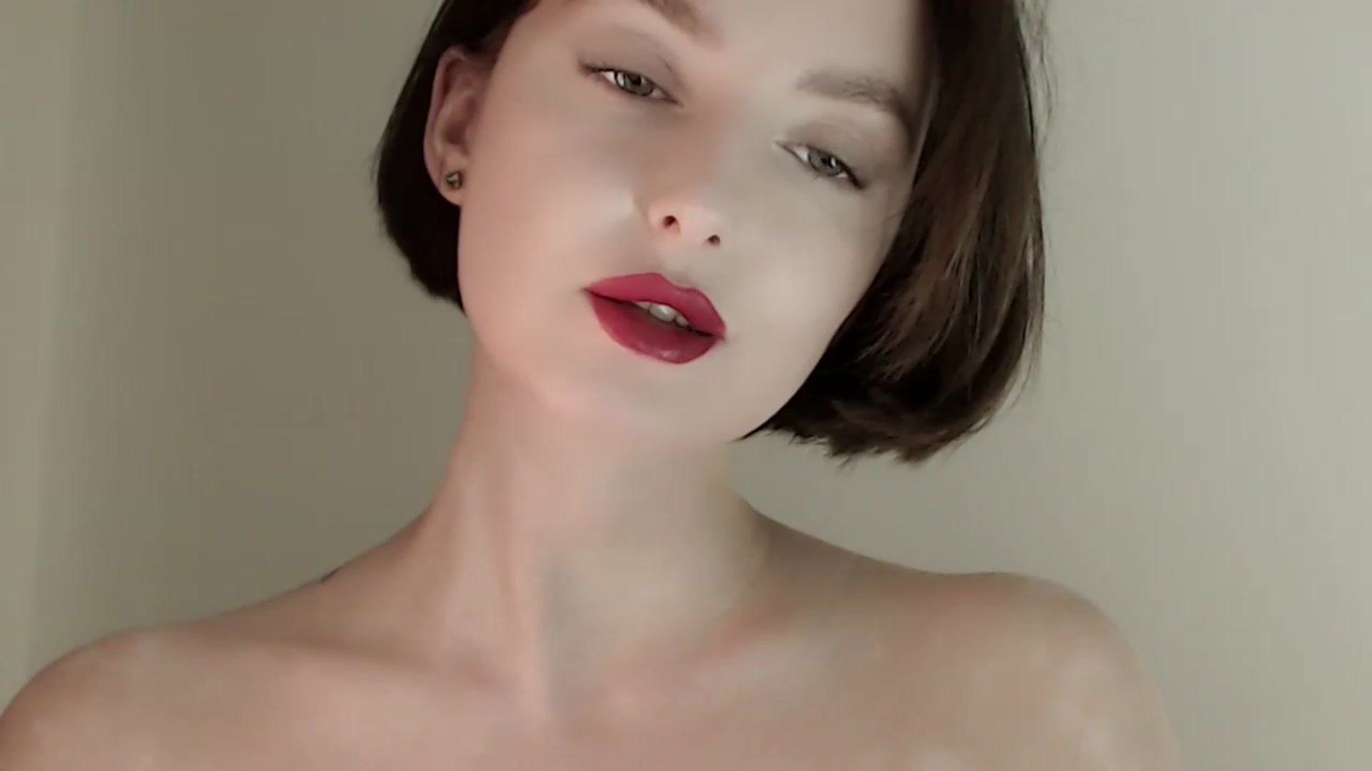 Gallery image thumbnail from Red_Lips_Girl's myfreecams stream on, 02/07/2023, 19:54 image 13 of 20