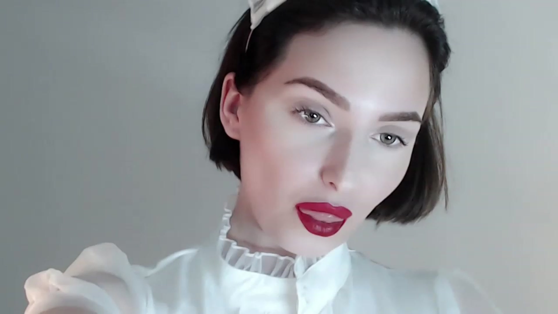 Gallery image thumbnail from Red_Lips_Girl's myfreecams stream on, 02/17/2023, 20:24 image 2 of 20