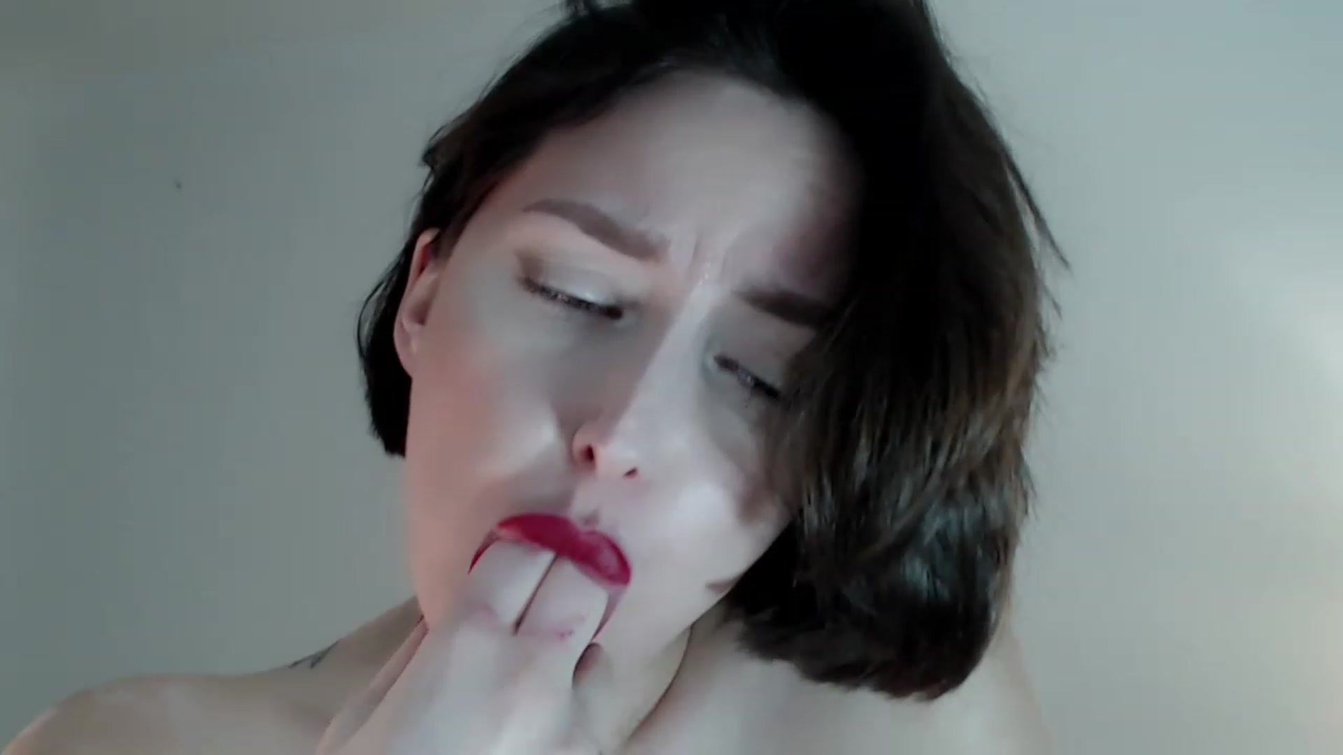 Gallery image thumbnail from Red_Lips_Girl's myfreecams stream on, 02/24/2023, 22:24 image 20 of 20