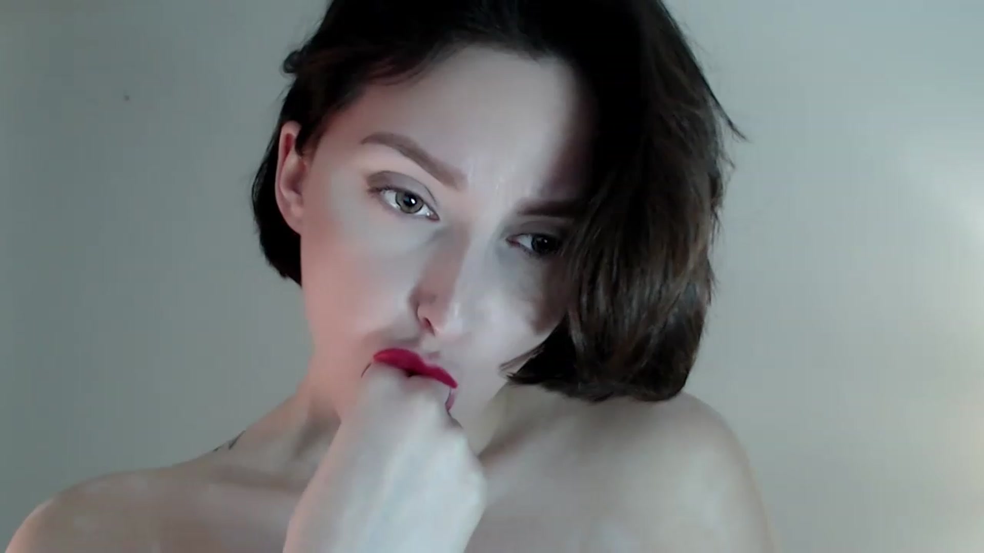 Gallery image thumbnail from Red_Lips_Girl's myfreecams stream on, 02/24/2023, 22:24 image 19 of 20