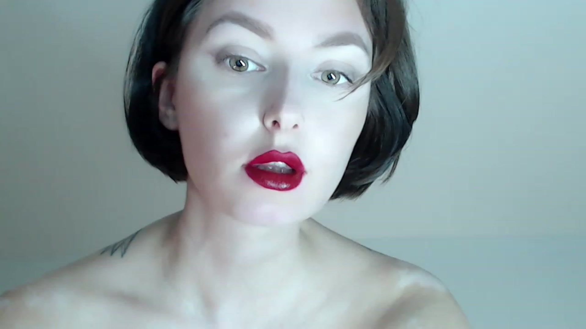 Gallery image thumbnail from Red_Lips_Girl's myfreecams stream on, 02/25/2023, 01:36 image 4 of 20