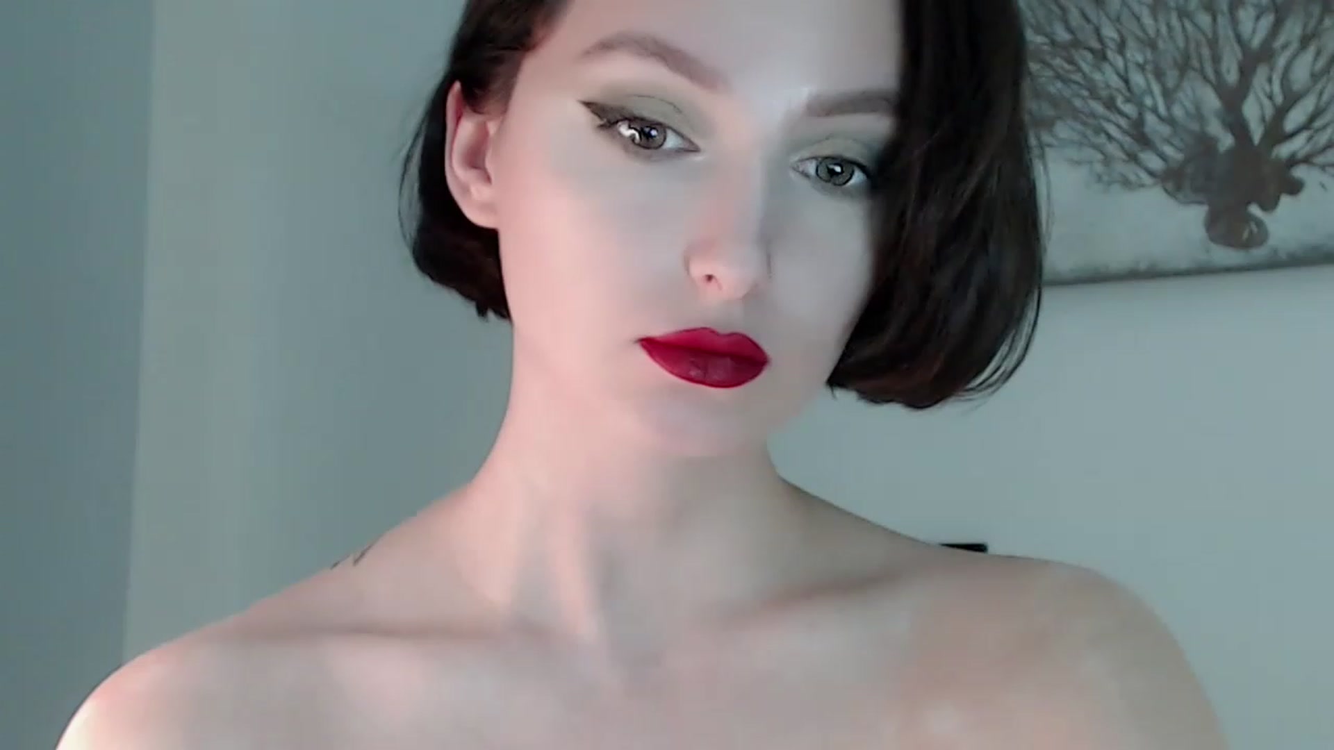 Gallery image thumbnail from Red_Lips_Girl's myfreecams stream on, 03/02/2023, 22:59 image 19 of 20