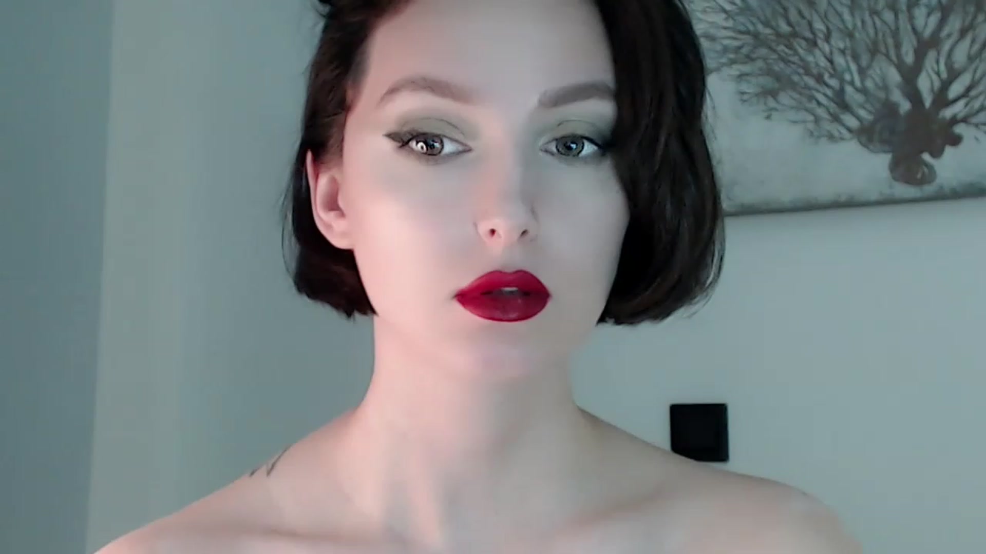 Gallery image thumbnail from Red_Lips_Girl's myfreecams stream on, 03/02/2023, 22:59 image 18 of 20