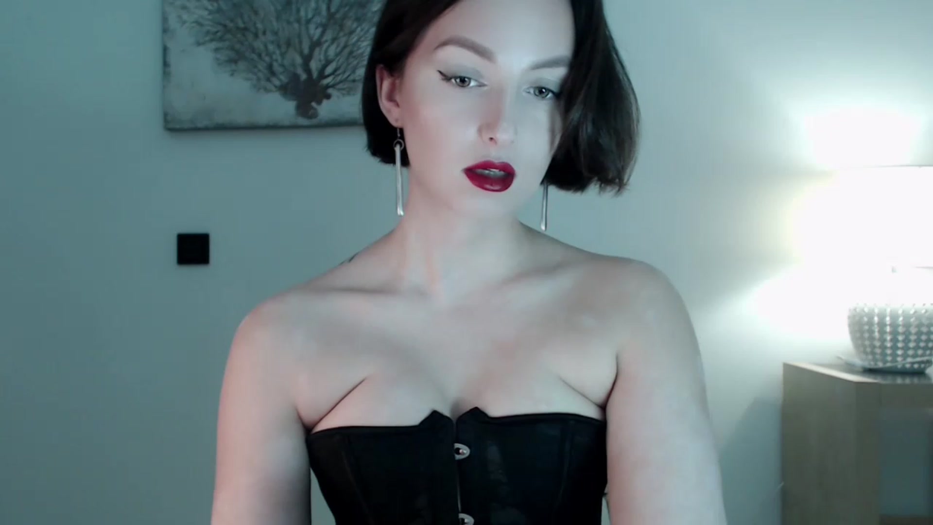Gallery image thumbnail from Red_Lips_Girl's myfreecams stream on, 03/05/2023, 20:21 image 11 of 20
