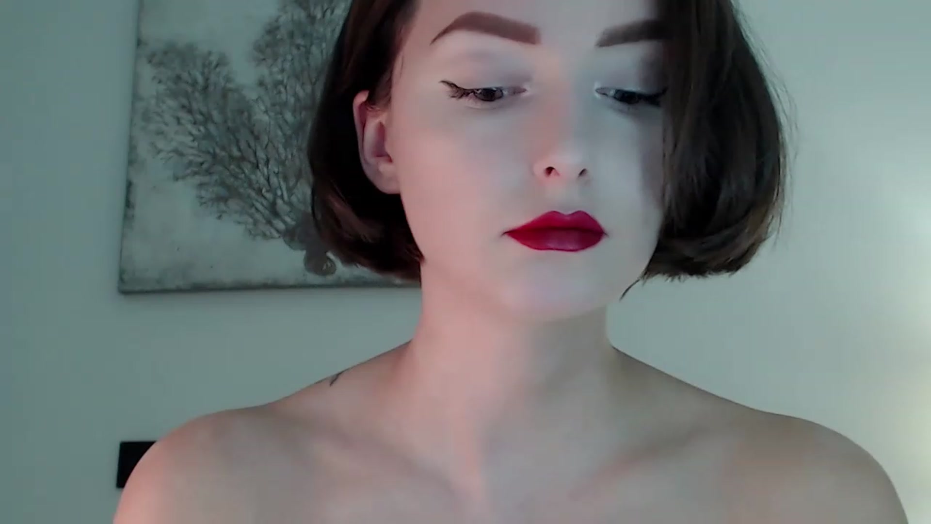 Gallery image thumbnail from Red_Lips_Girl's myfreecams stream on, 03/14/2023, 23:23 image 19 of 20