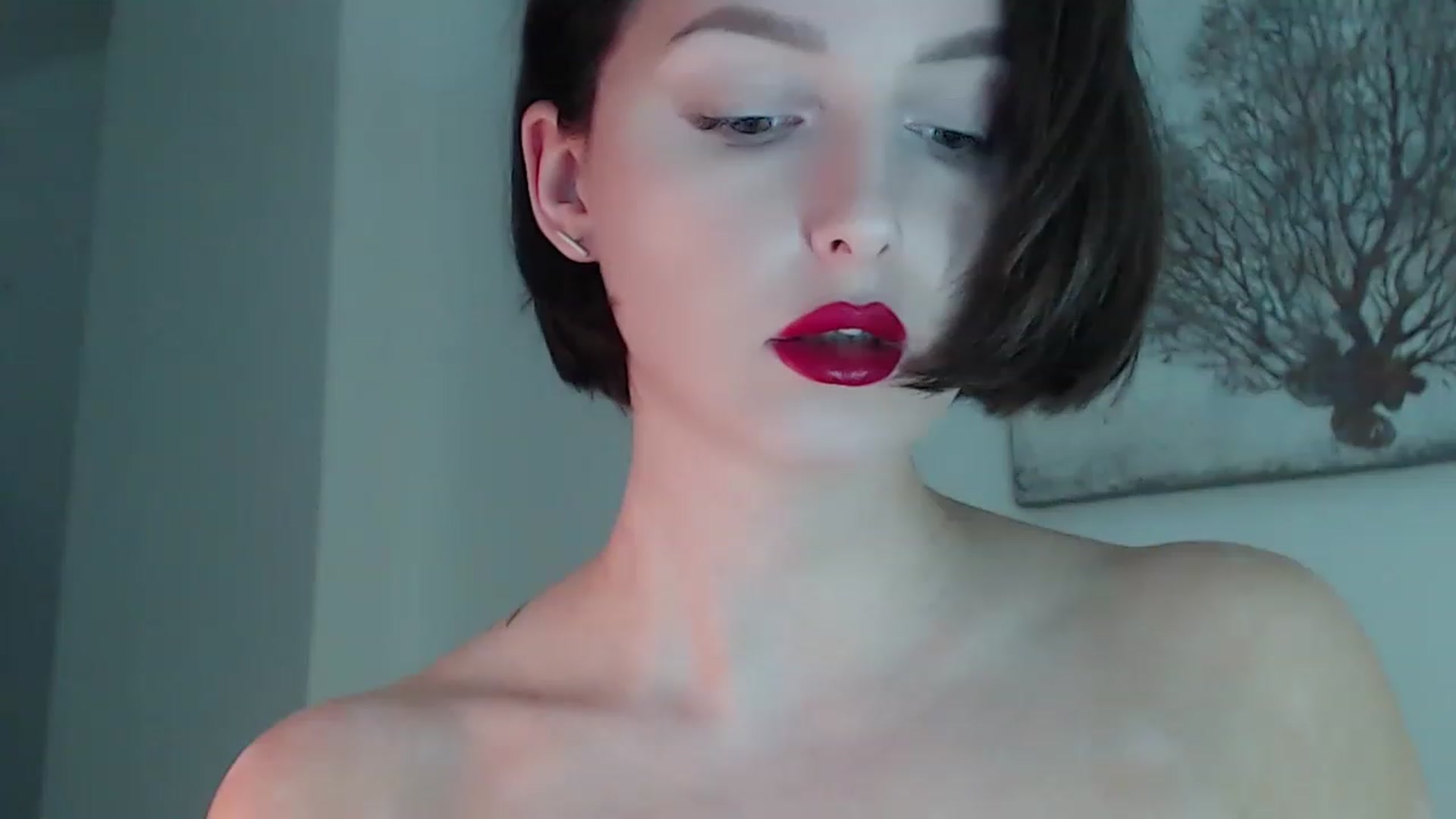 Gallery image thumbnail from Red_Lips_Girl's myfreecams stream on, 03/19/2023, 22:41 image 4 of 20