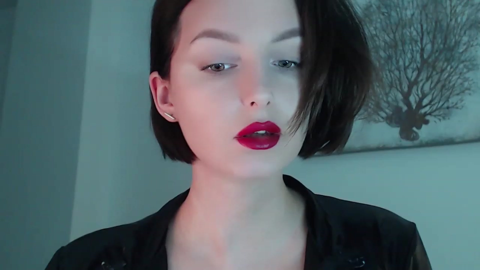 Gallery image thumbnail from Red_Lips_Girl's myfreecams stream on, 03/19/2023, 22:41 image 20 of 20