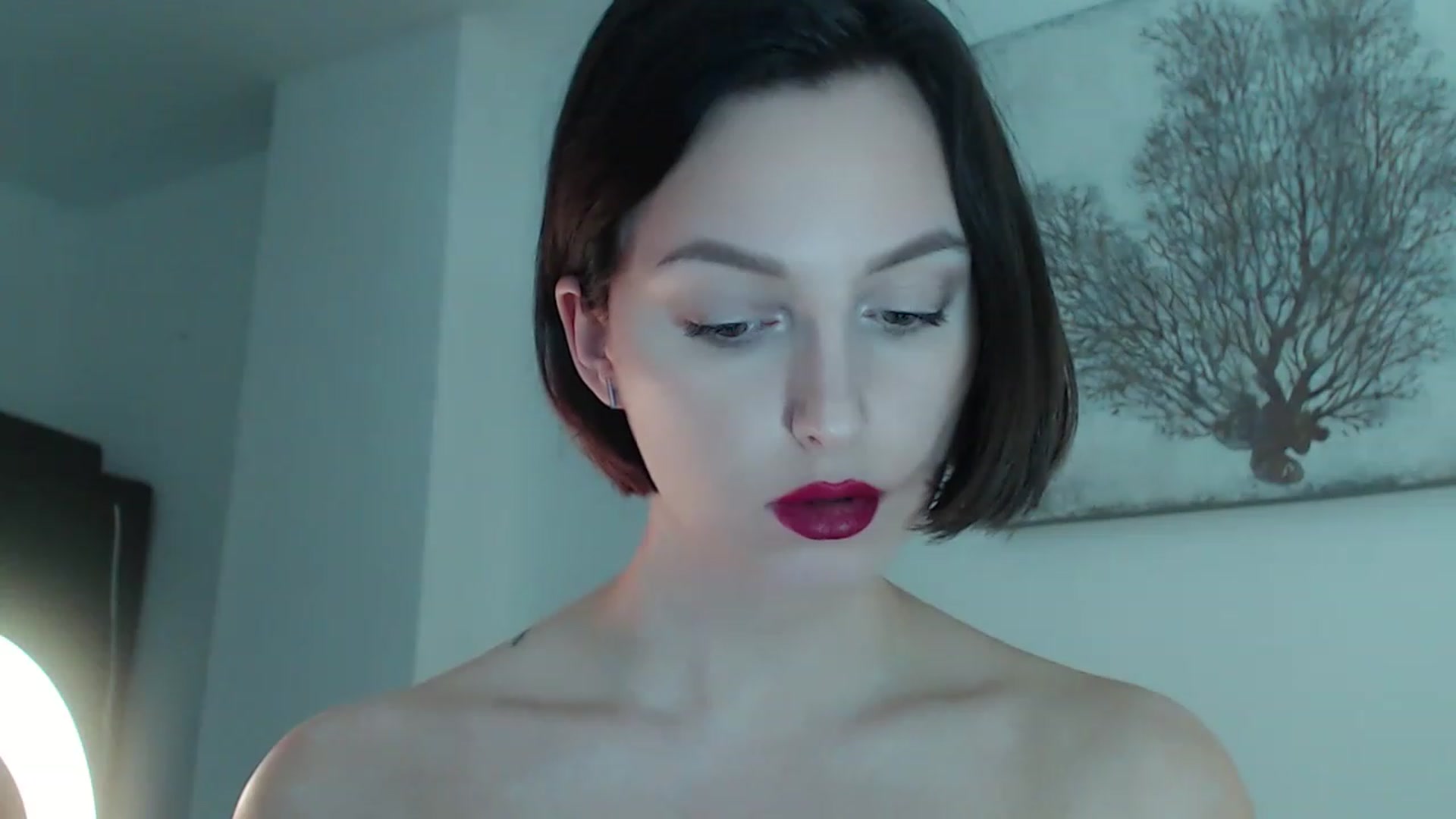 Gallery image thumbnail from Red_Lips_Girl's myfreecams stream on, 03/19/2023, 23:50 image 5 of 20
