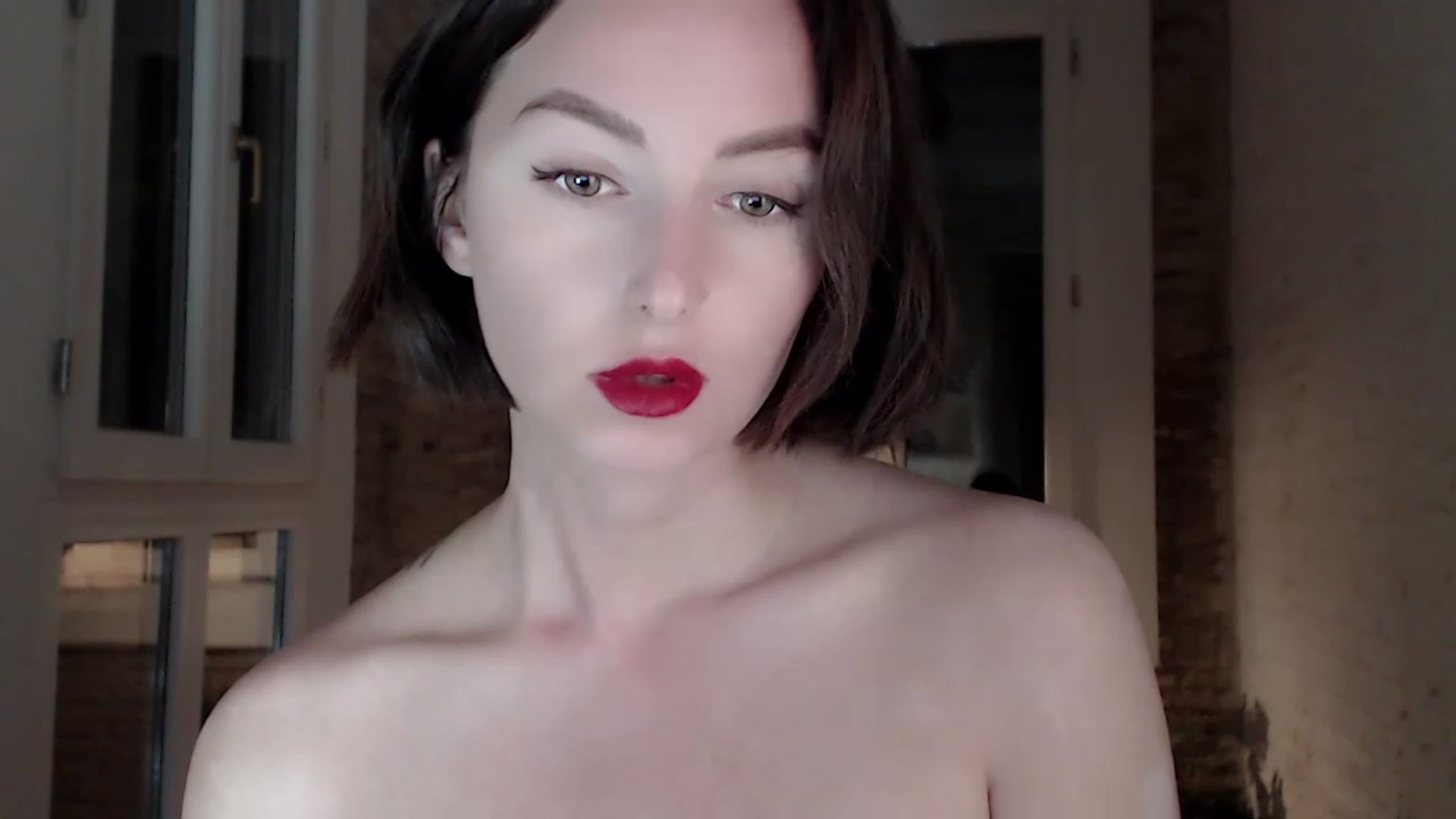 Gallery image thumbnail from Red_Lips_Girl's myfreecams stream on, 04/16/2023, 21:09 image 2 of 20