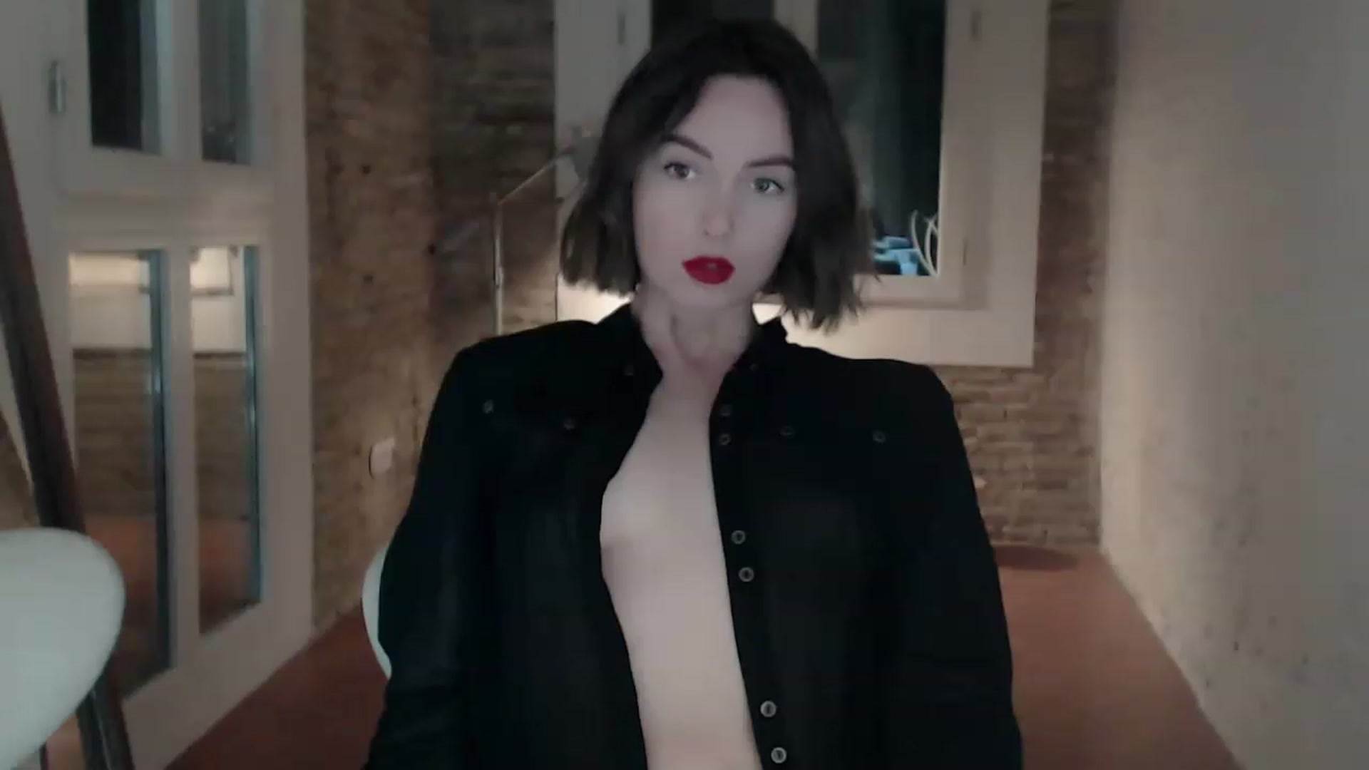 Gallery image thumbnail from Red_Lips_Girl's myfreecams stream on, 05/02/2023, 20:51 image 9 of 20