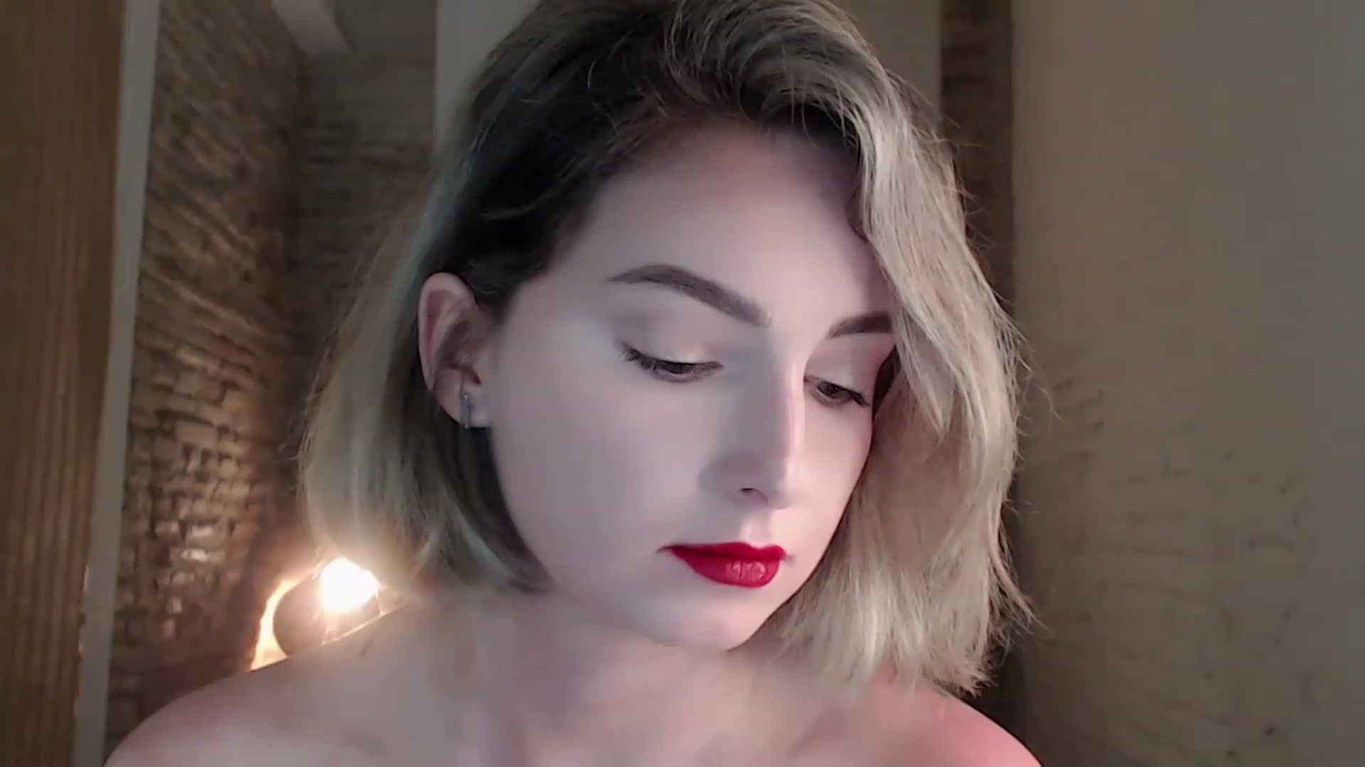 Gallery image thumbnail from Red_Lips_Girl's myfreecams stream on, 05/23/2023, 20:00 image 20 of 20