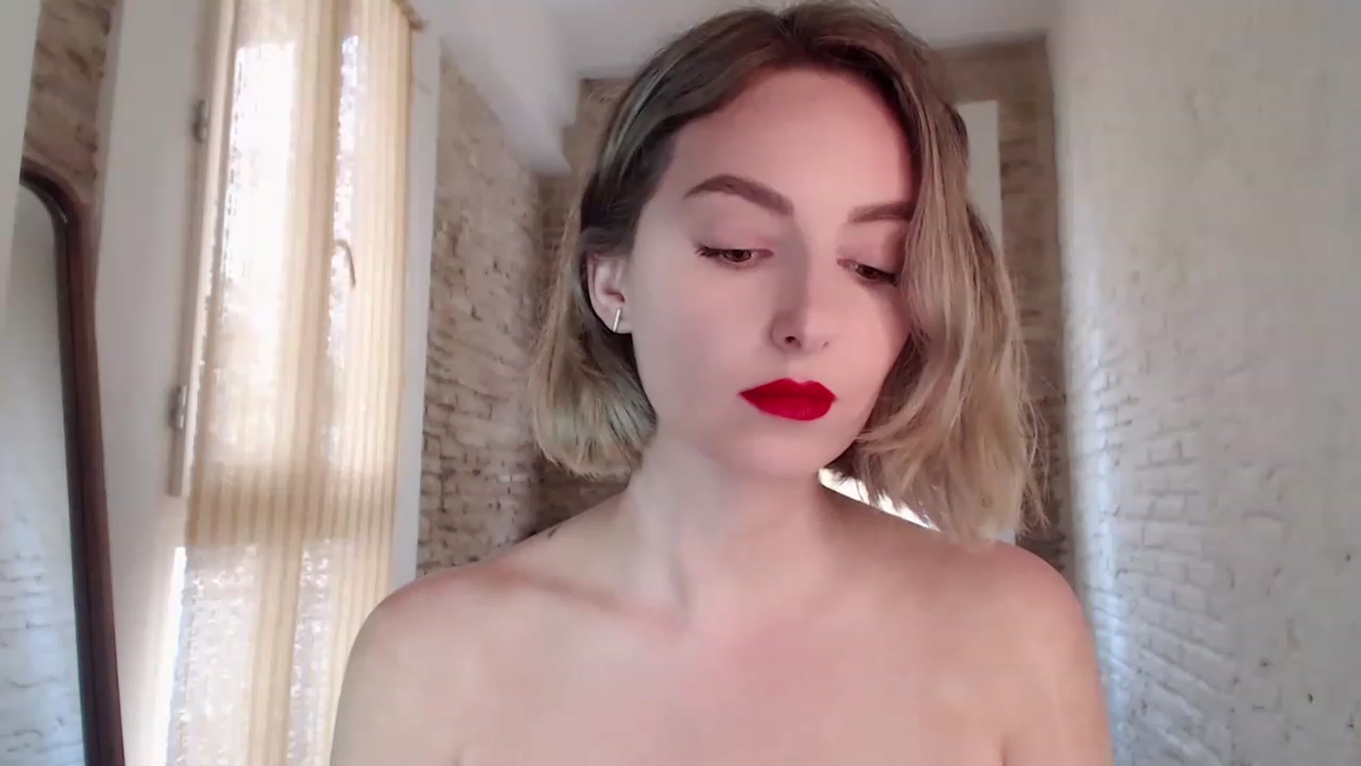 Gallery image thumbnail from Red_Lips_Girl's myfreecams stream on, 05/30/2023, 18:32 image 3 of 20