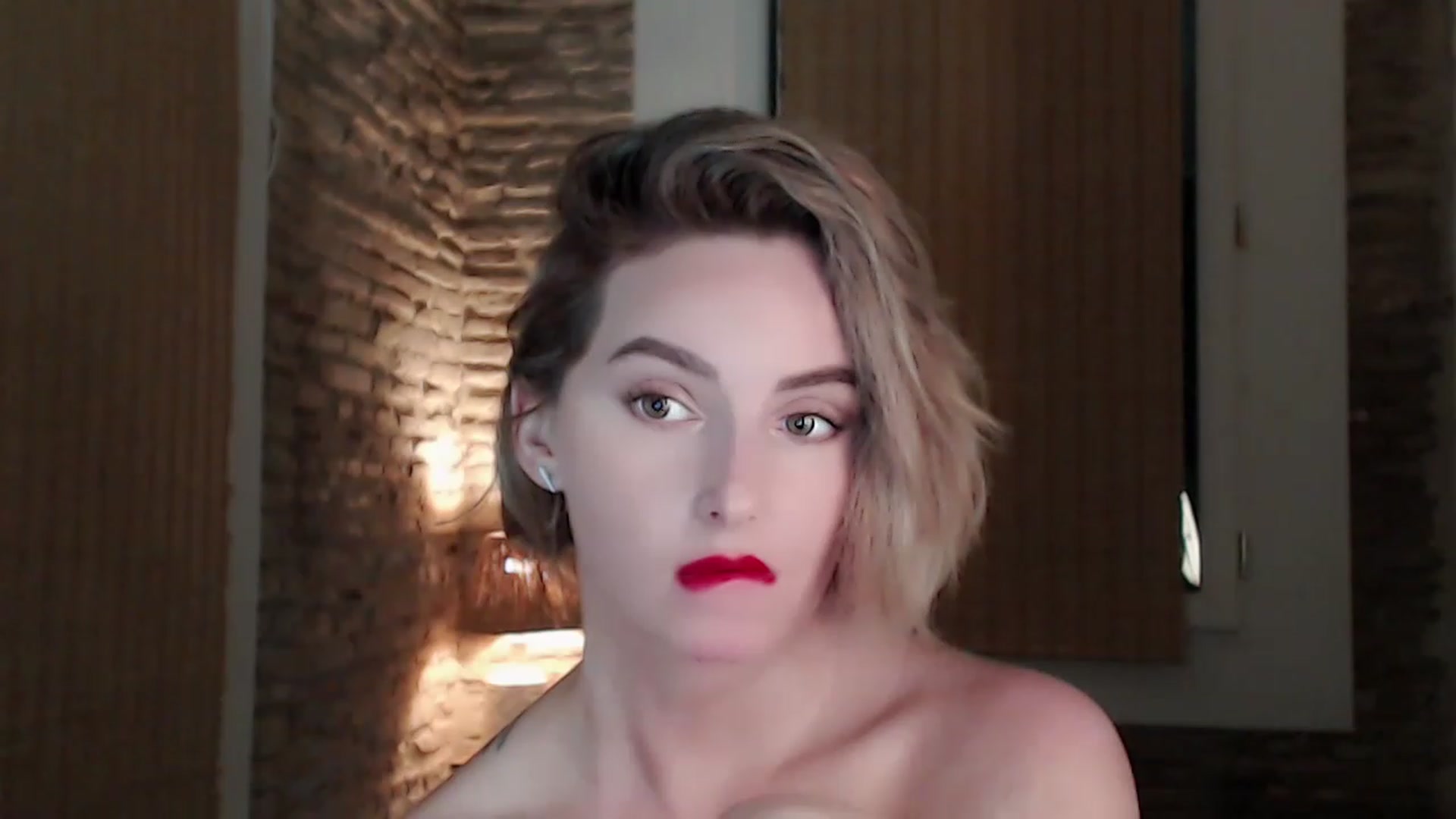 Gallery image thumbnail from Red_Lips_Girl's myfreecams stream on, 06/07/2023, 23:37 image 18 of 20
