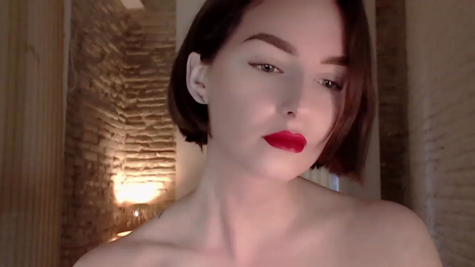 Gallery image thumbnail from Red_Lips_Girl's myfreecams stream on, 06/22/2023, 20:05 image 1 of 20