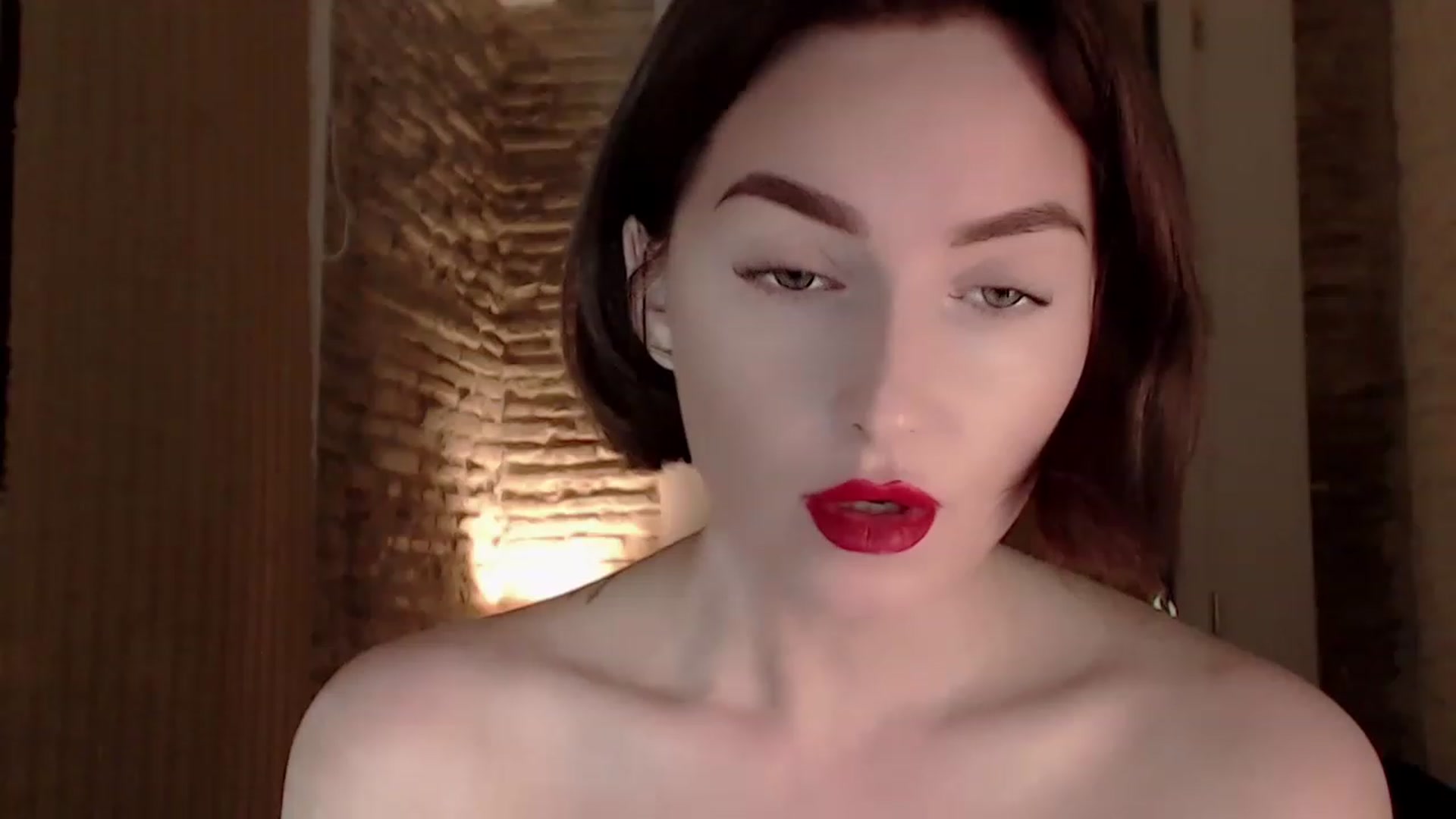Gallery image thumbnail from Red_Lips_Girl's myfreecams stream on, 06/22/2023, 22:29 image 9 of 20