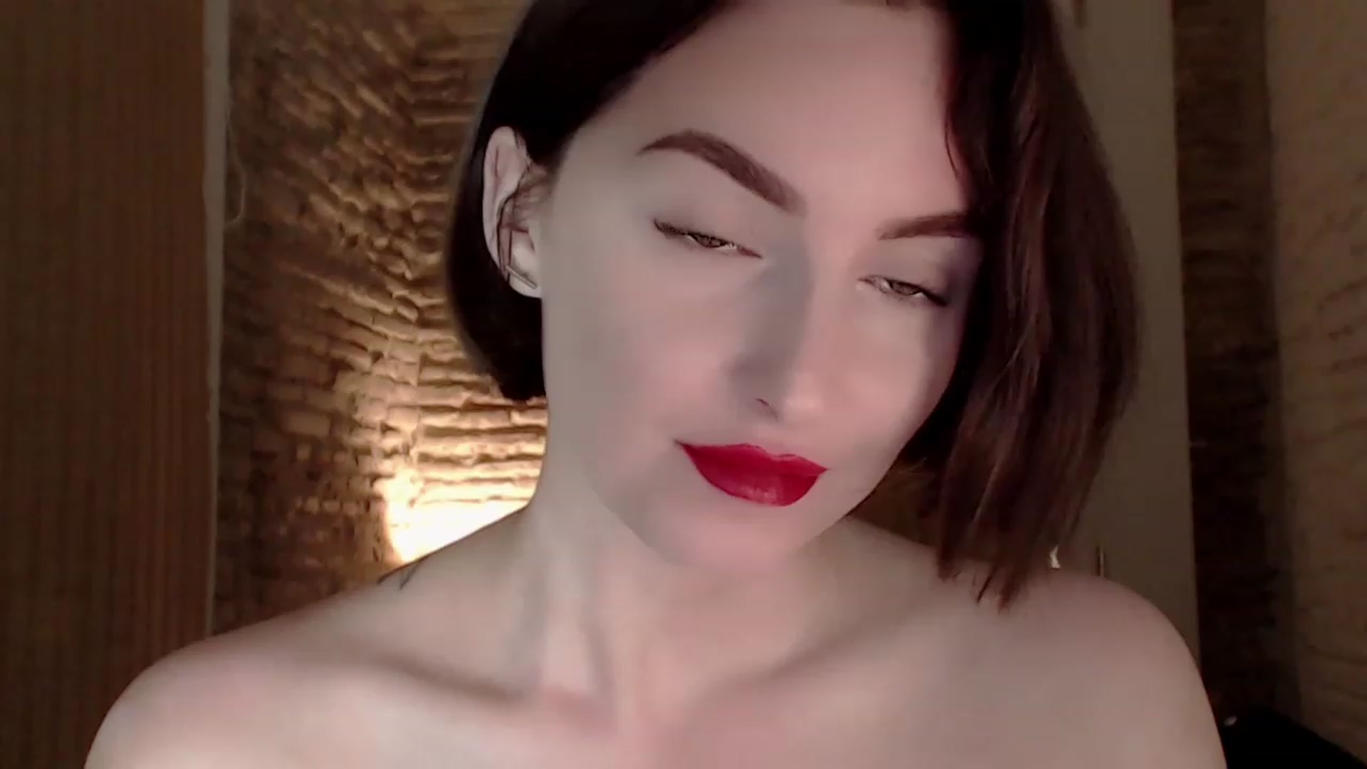 Gallery image thumbnail from Red_Lips_Girl's myfreecams stream on, 06/22/2023, 22:29 image 10 of 20