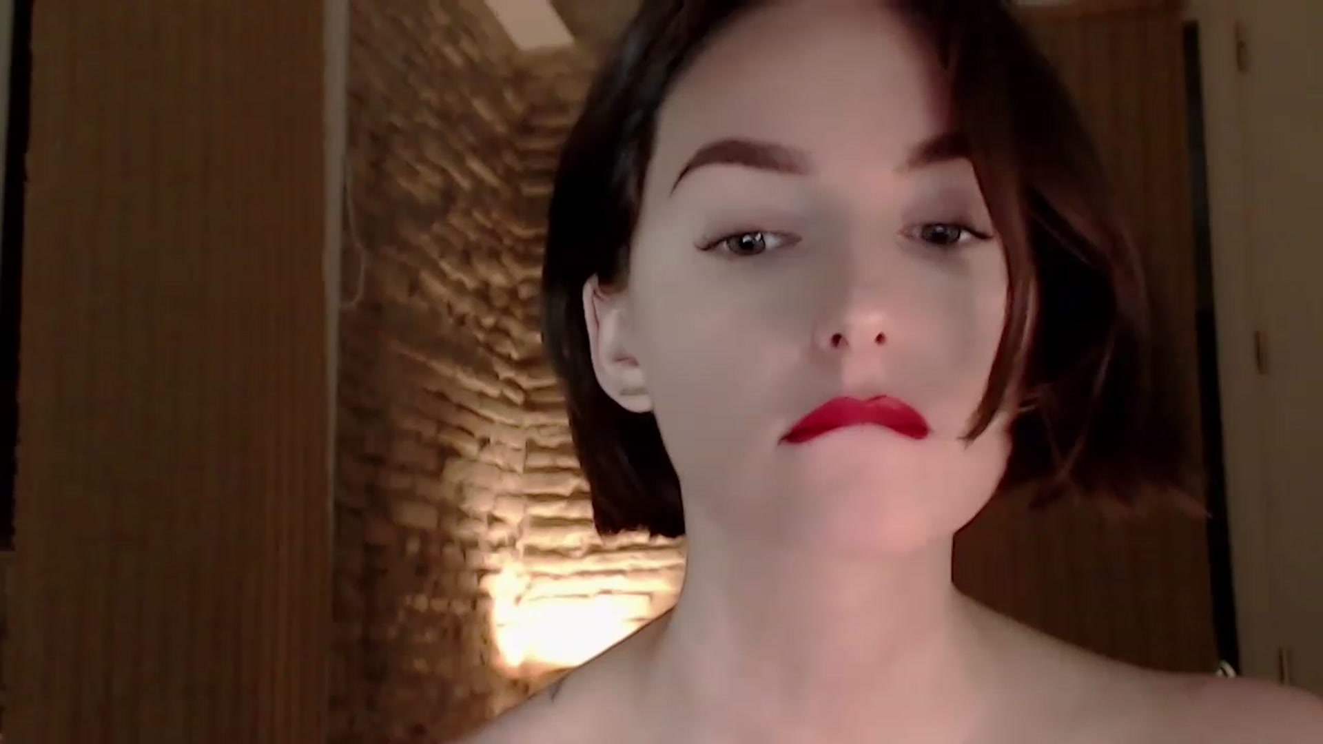 Gallery image thumbnail from Red_Lips_Girl's myfreecams stream on, 06/22/2023, 22:29 image 20 of 20